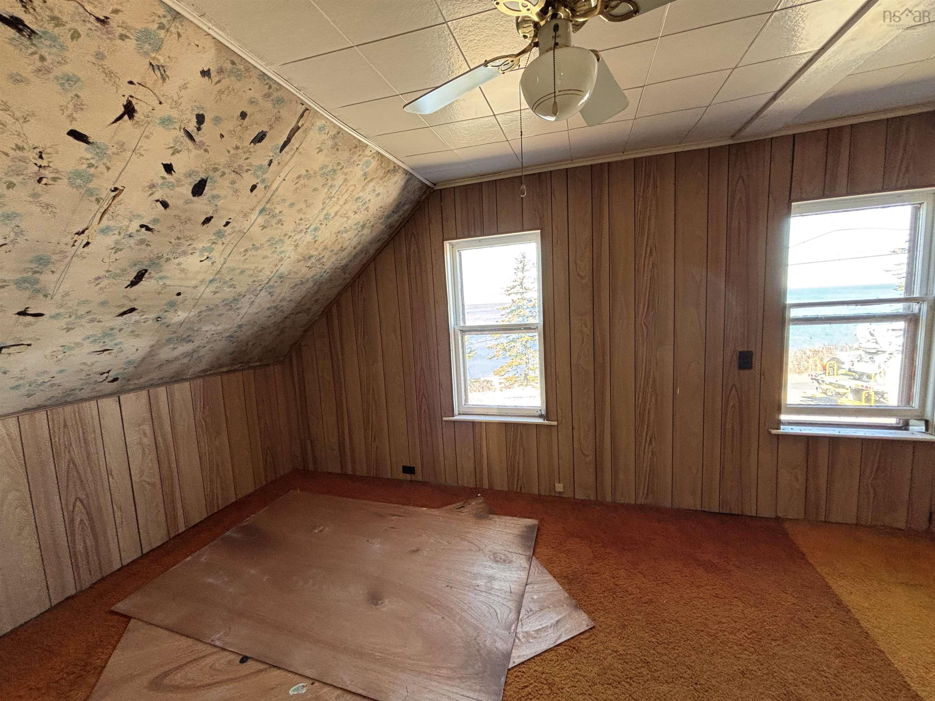 $165,000.00: 934 Mira Bay Drive, Catalone Gut