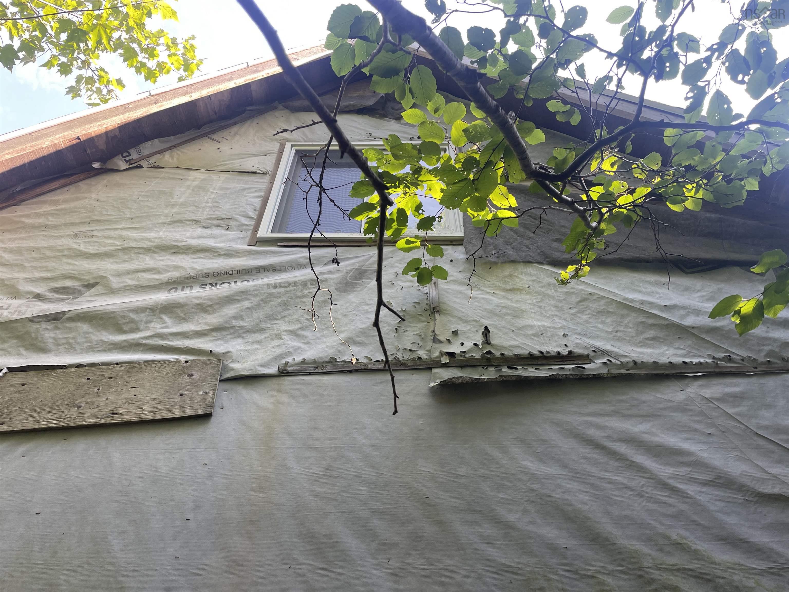 $99,900.00: South Cove Road, South Cove