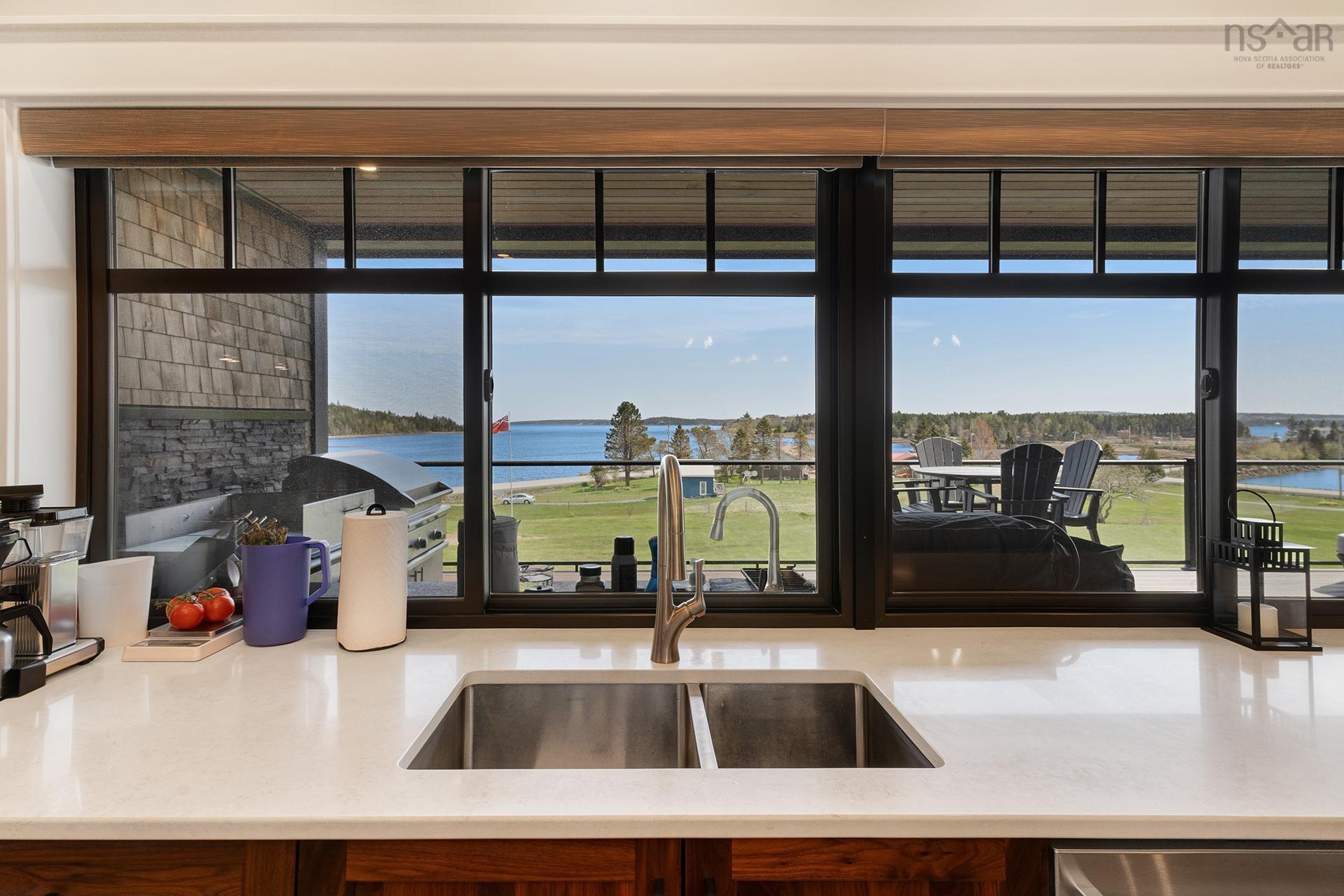 $2,850,000.00: 580 Masons Beach Road, First South