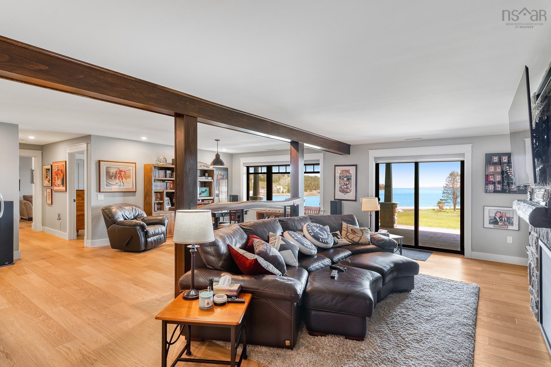 $2,850,000.00: 580 Masons Beach Road, First South