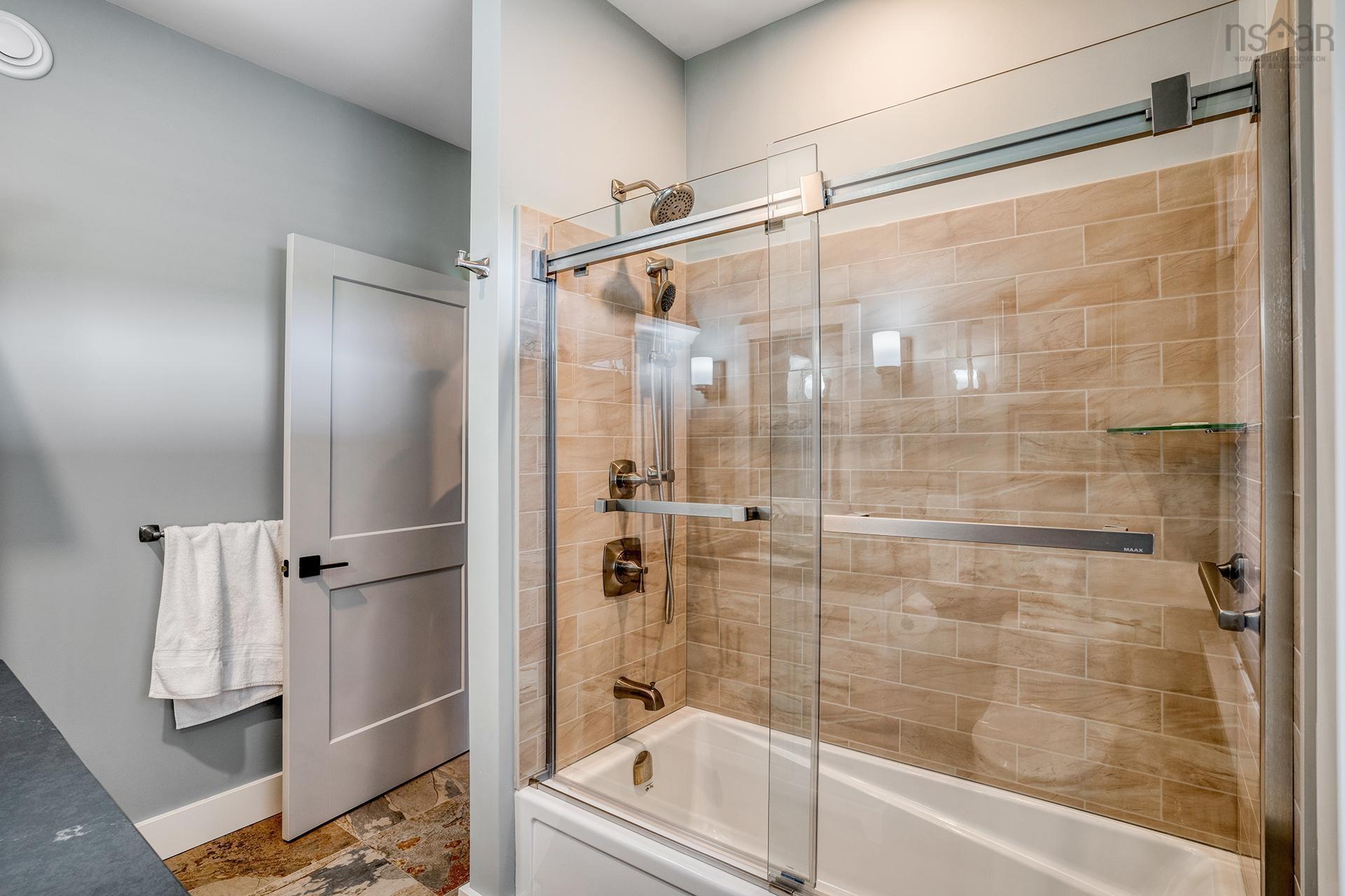 $2,850,000.00: 580 Masons Beach Road, First South