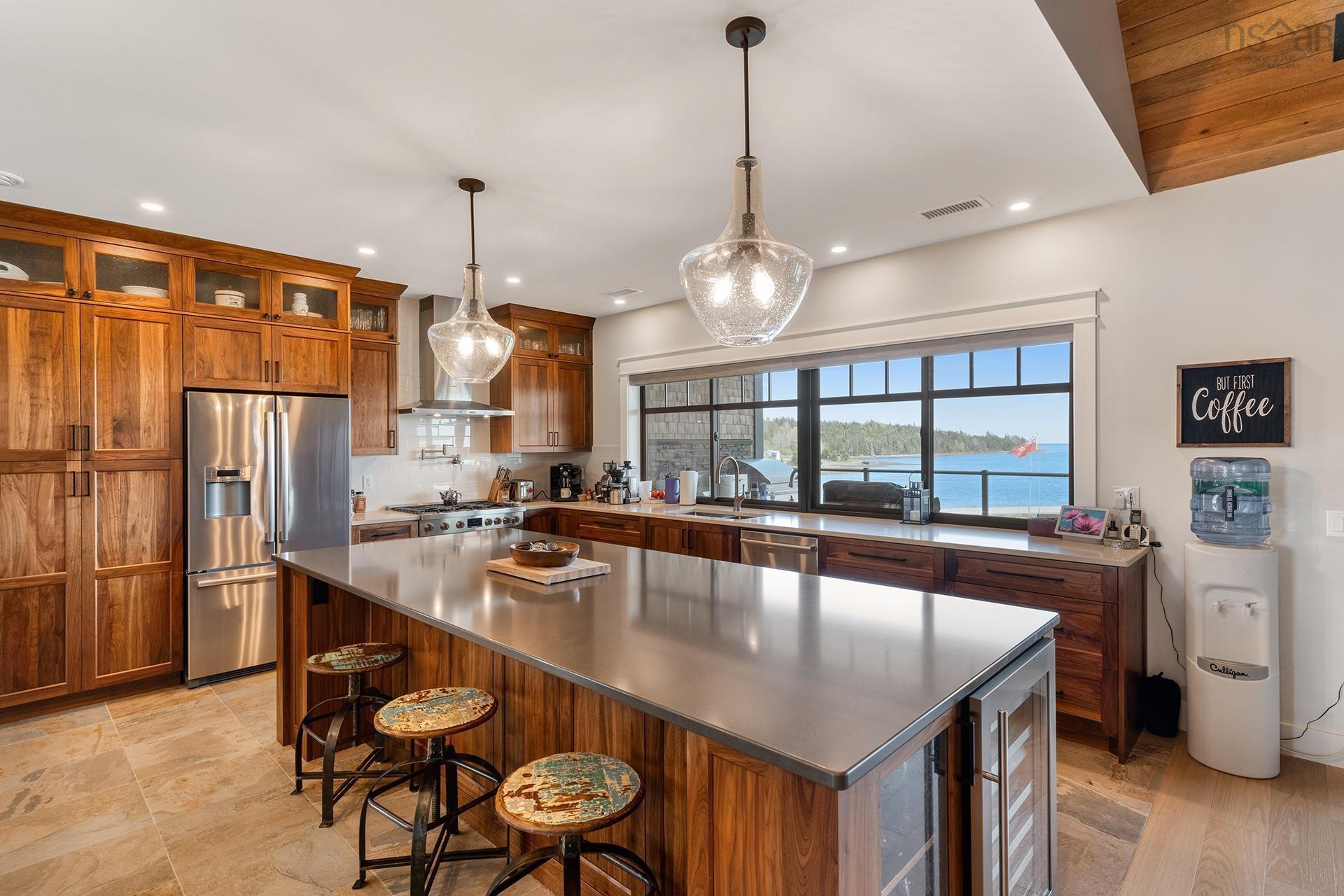 $2,850,000.00: 580 Masons Beach Road, First South