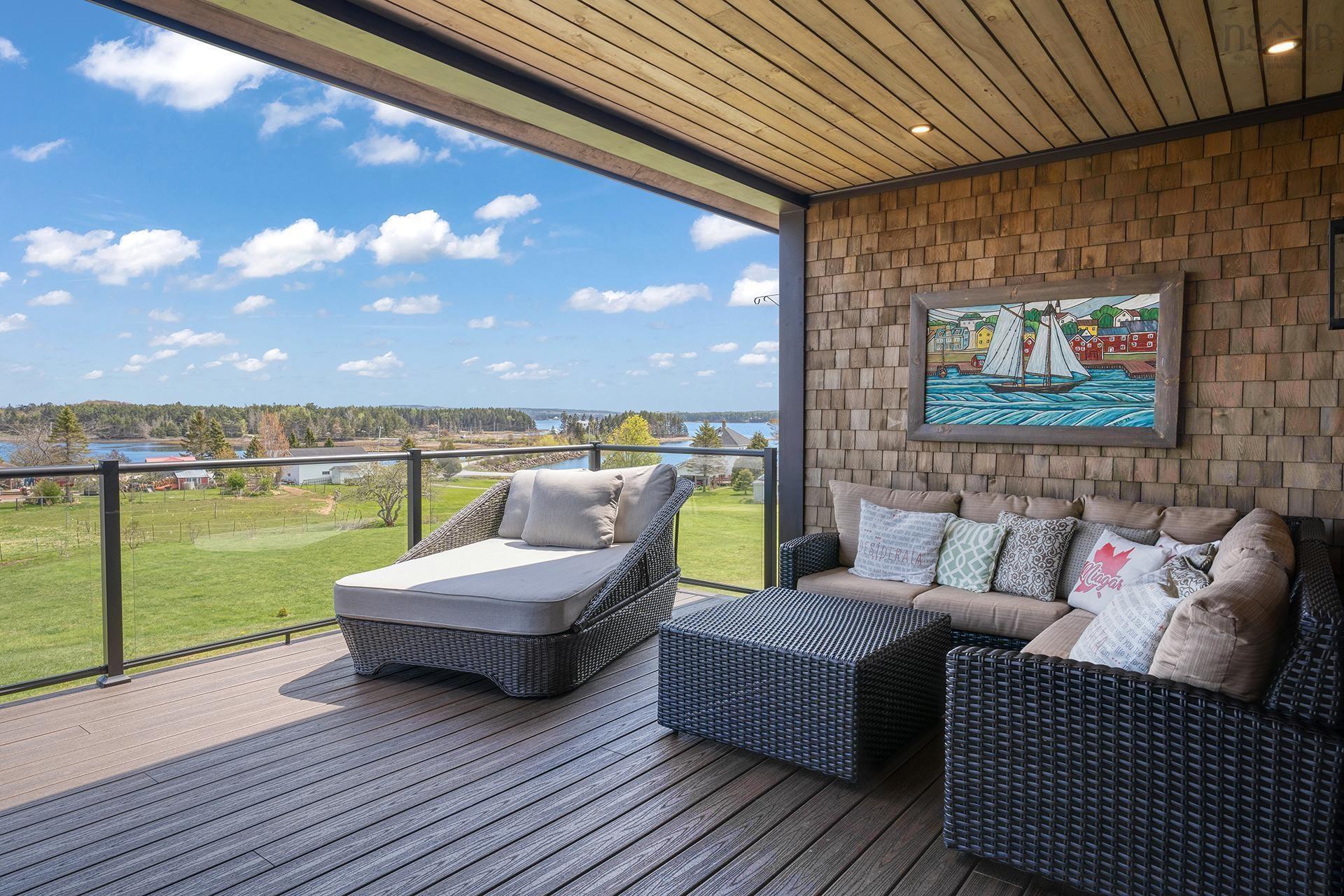 $2,850,000.00: 580 Masons Beach Road, First South