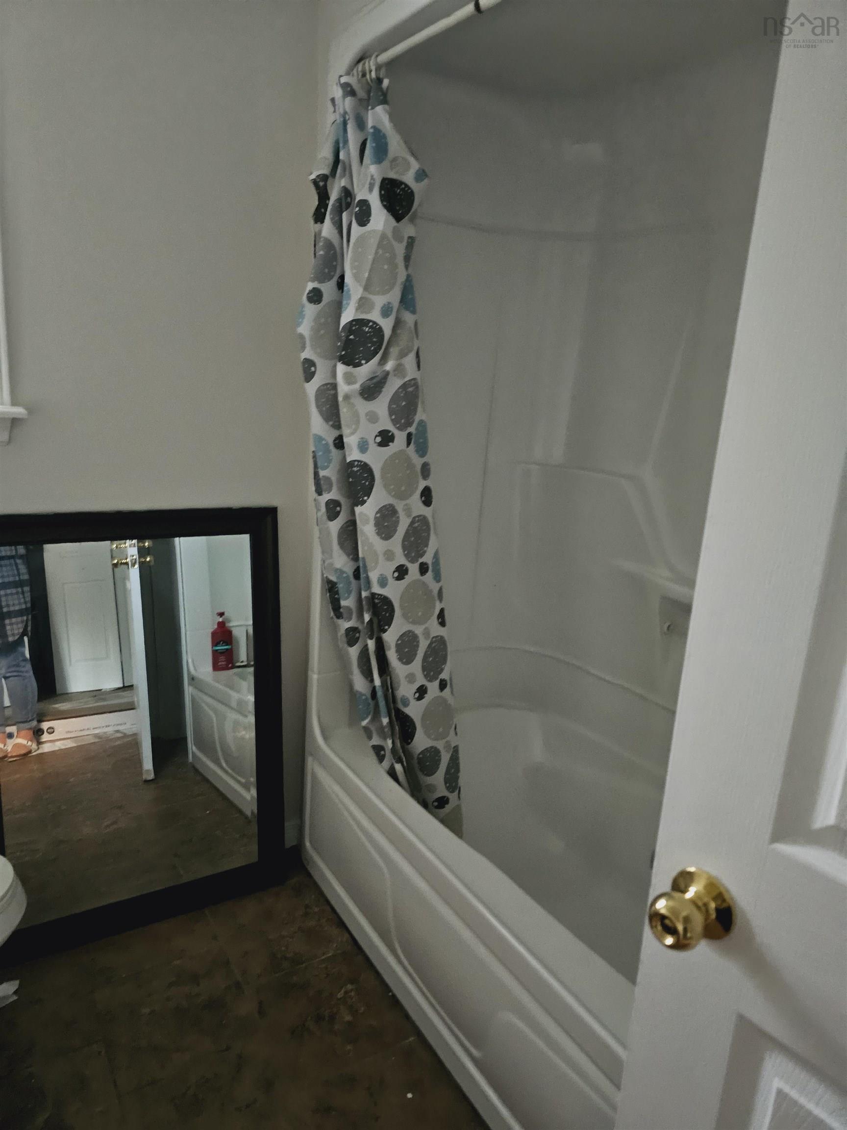 $105,000.00: 906 Point Aconi Road, Point Aconi