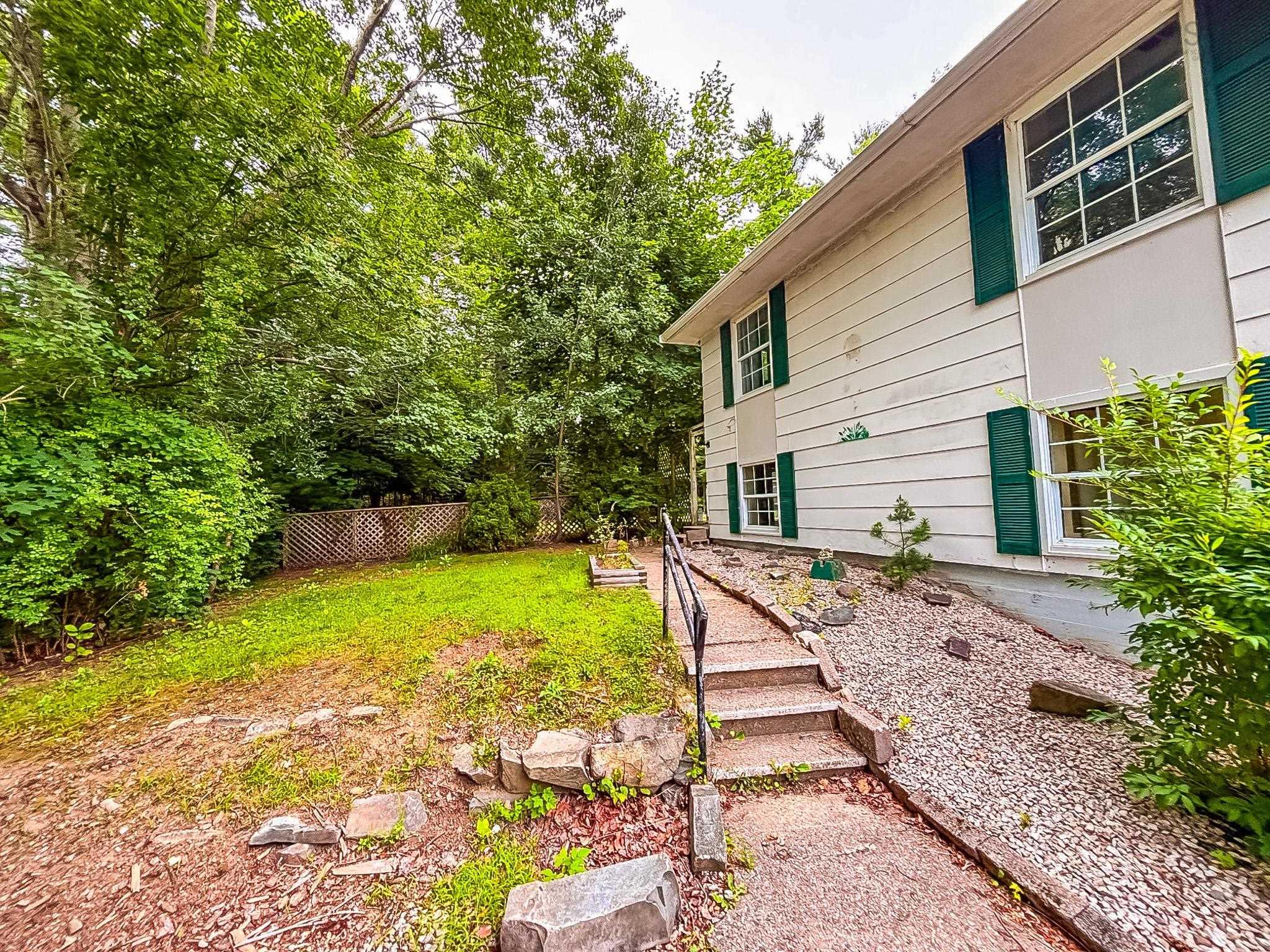 $274,500.00: 93 Parkdale Avenue, Bridgewater