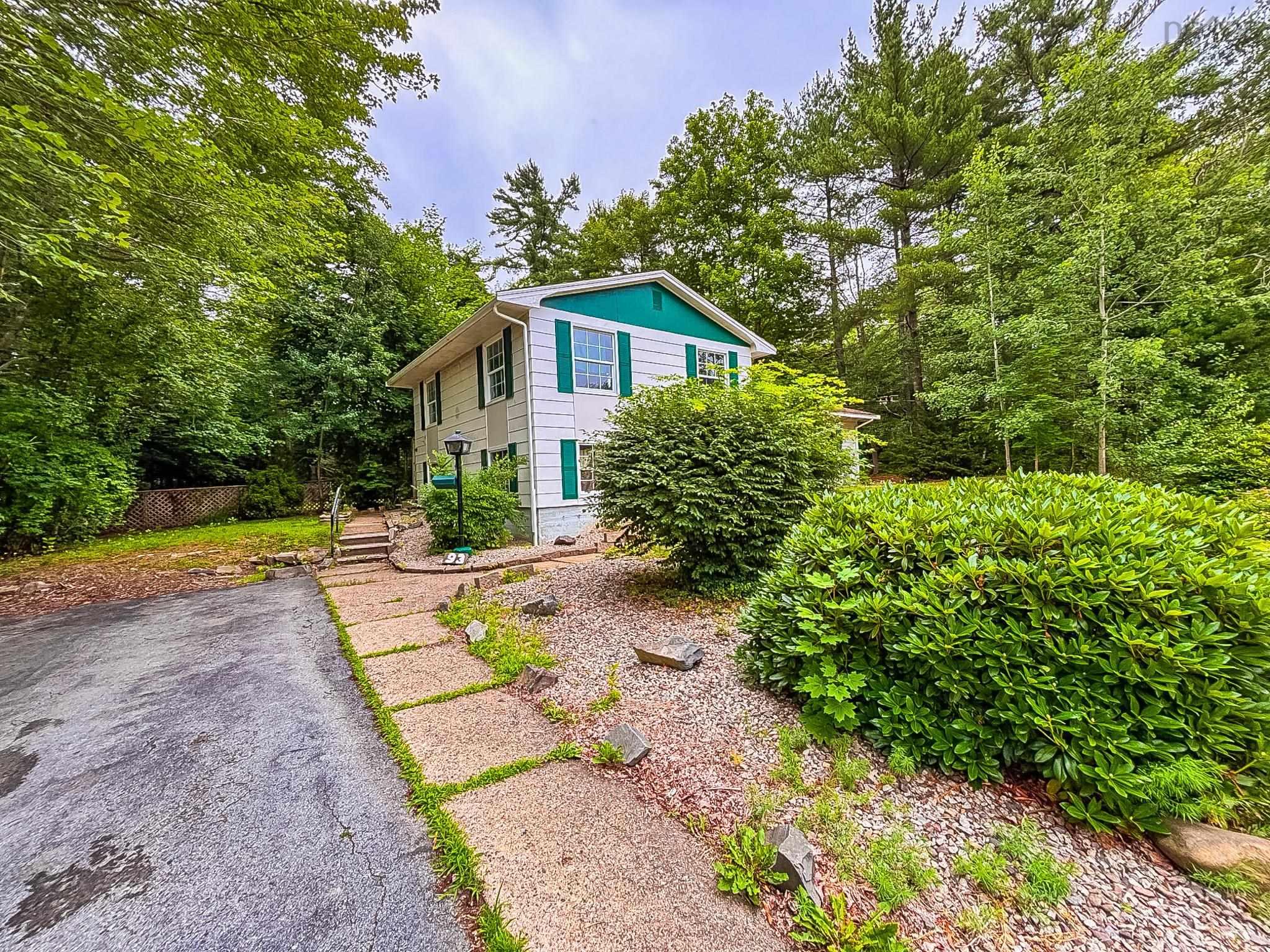 $274,500.00: 93 Parkdale Avenue, Bridgewater