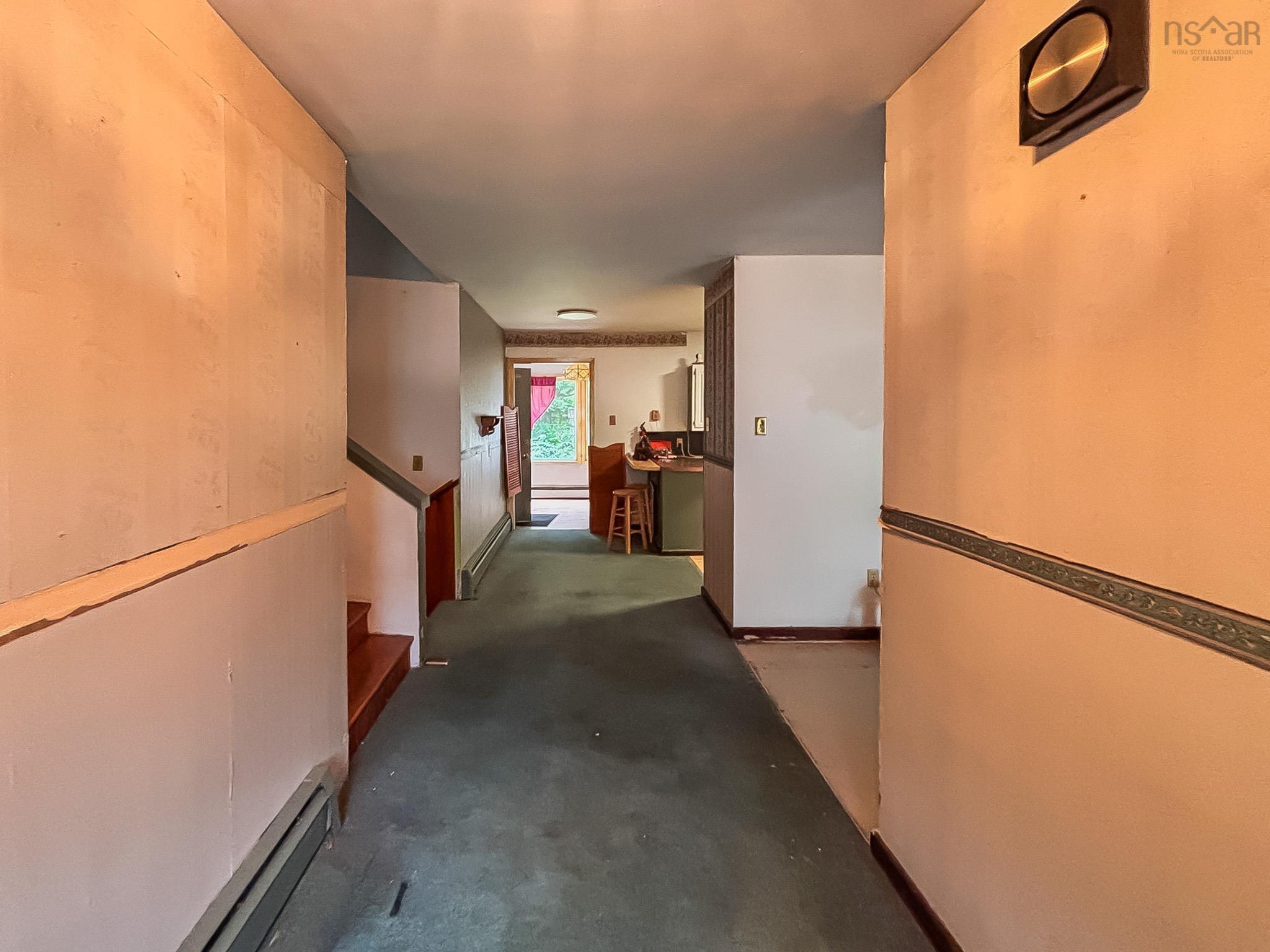 $274,500.00: 93 Parkdale Avenue, Bridgewater