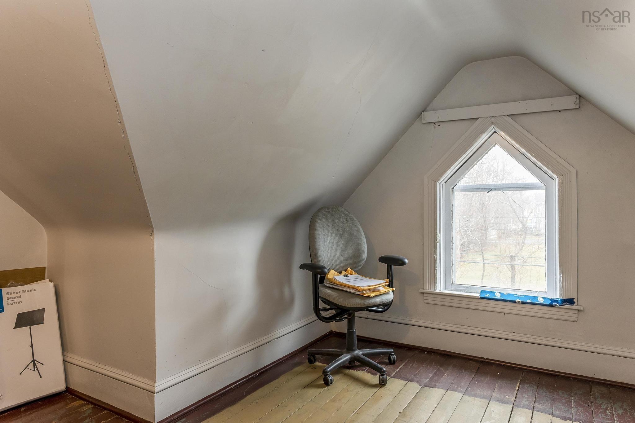 $360,000.00: 233-235 Marsh Street, New Glasgow