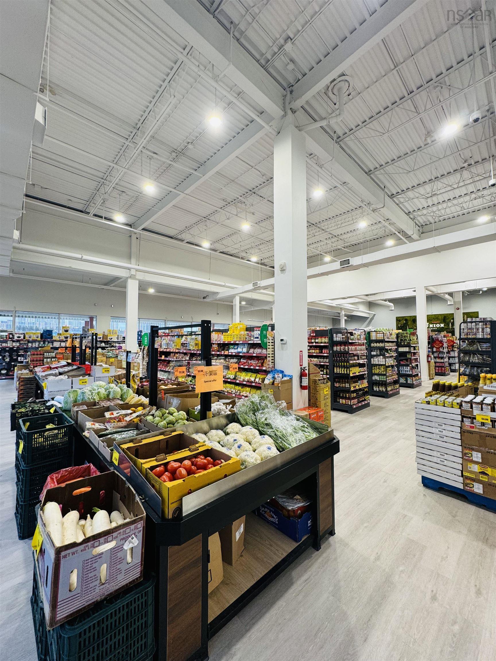 $599,000.00: 15-16 201 Chain Lake Drive, Halifax