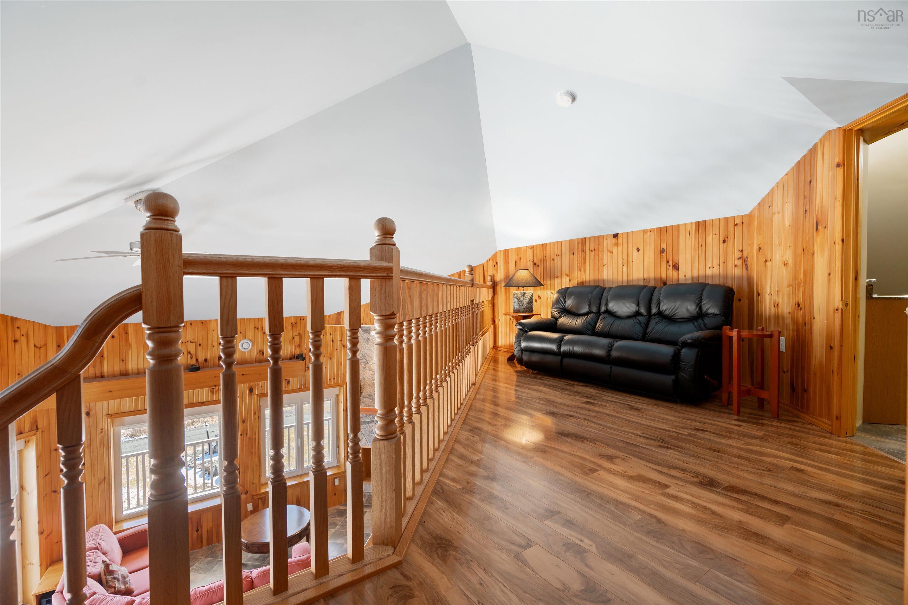 $1,490,000.00: 6260 West Bay Road, Roberta