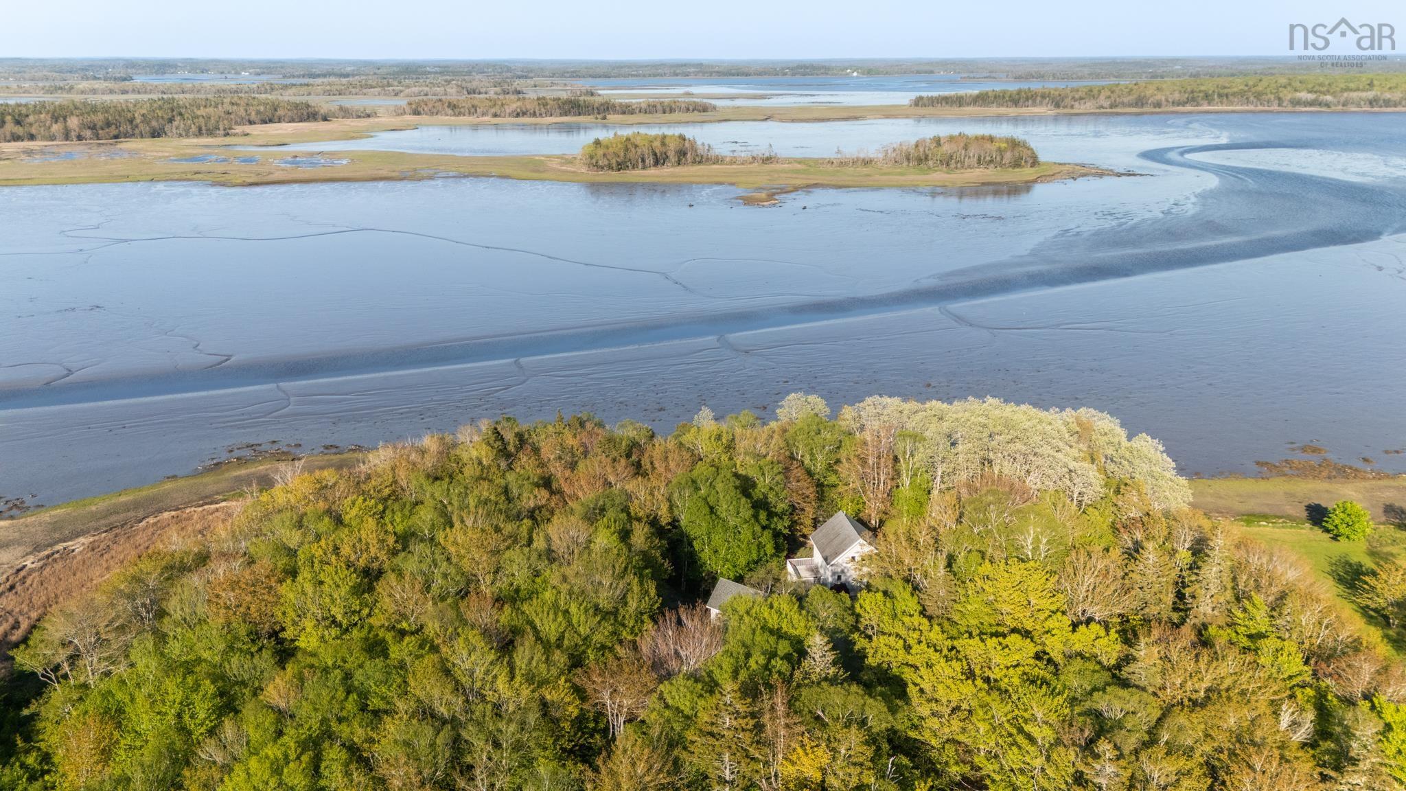 $395,000.00: 81 Chemin Des Bouleaux, Sluice Point