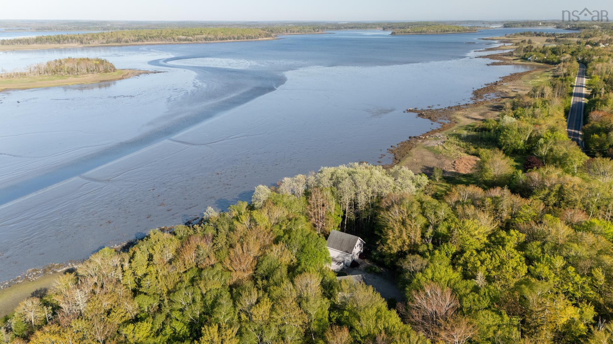 $395,000.00: 81 Chemin Des Bouleaux, Sluice Point