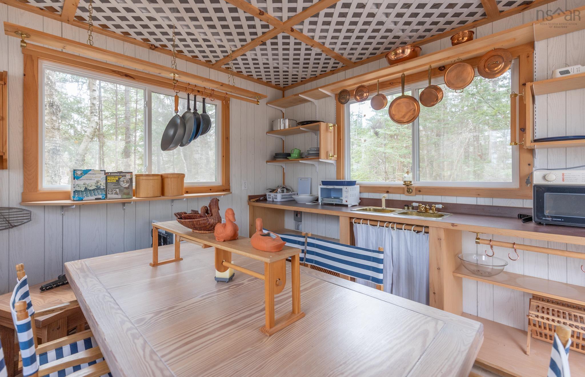 $395,000.00: 81 Chemin Des Bouleaux, Sluice Point