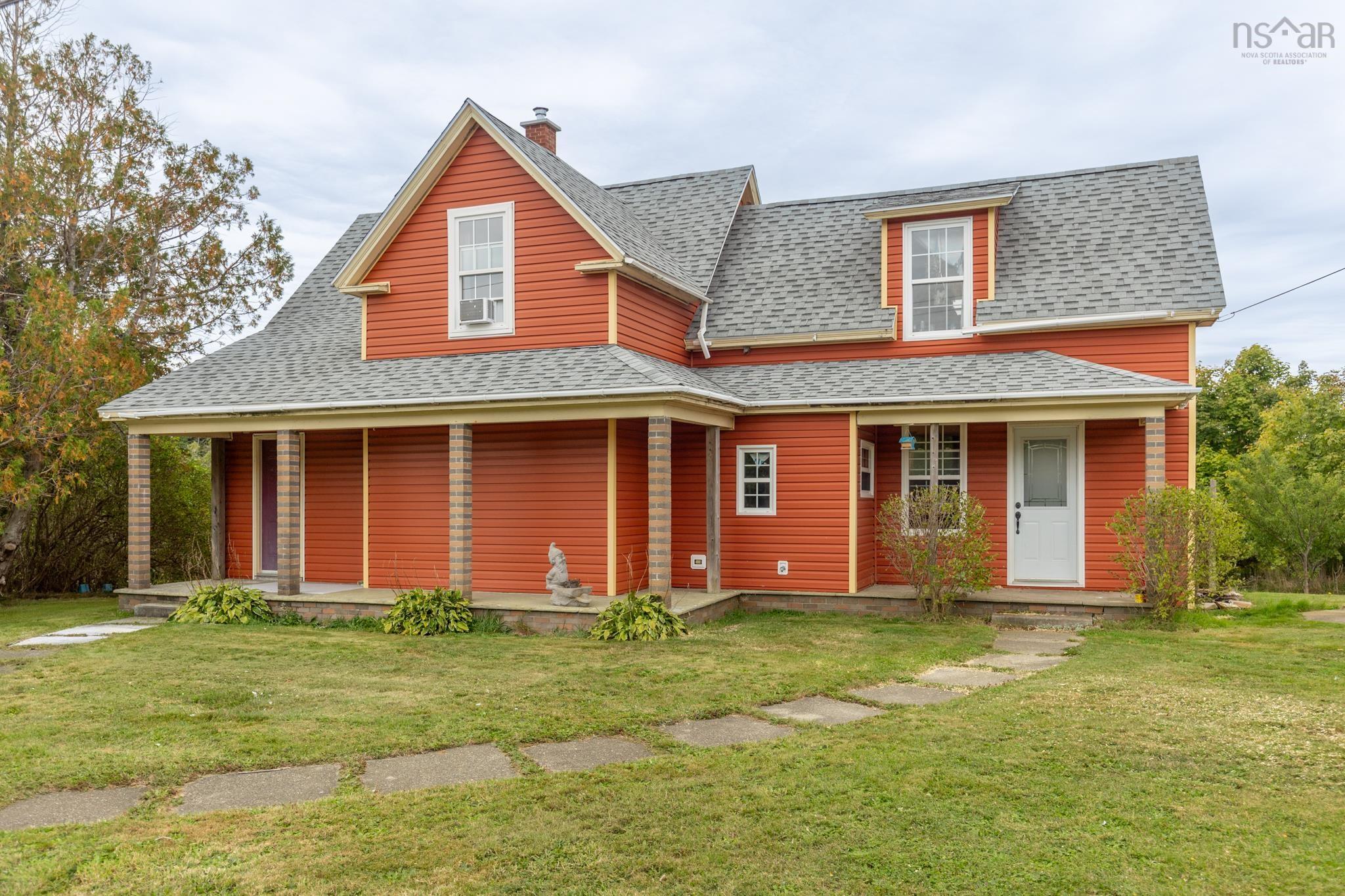 $279,900.00: 25 Chemin De Lest Road, Wedgeport