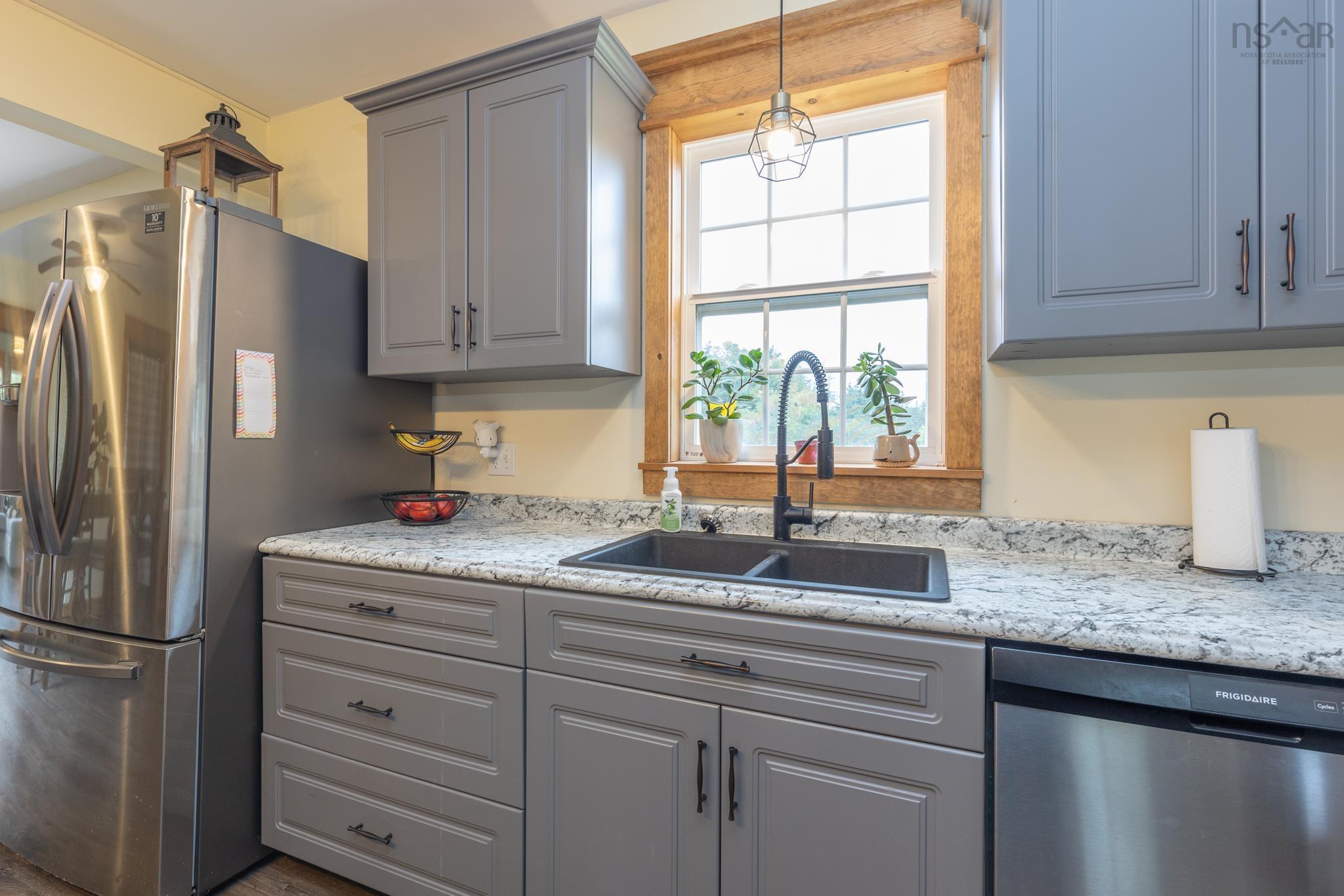 $279,900.00: 25 Chemin De Lest Road, Wedgeport