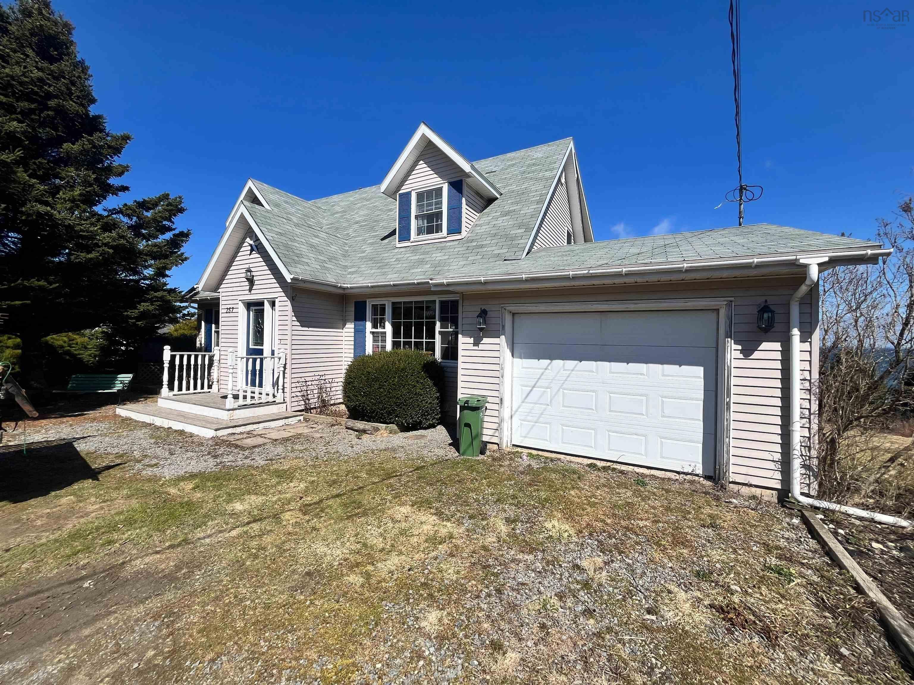 $439,500.00: 257 Half Island Cove Road, Half Island Cove