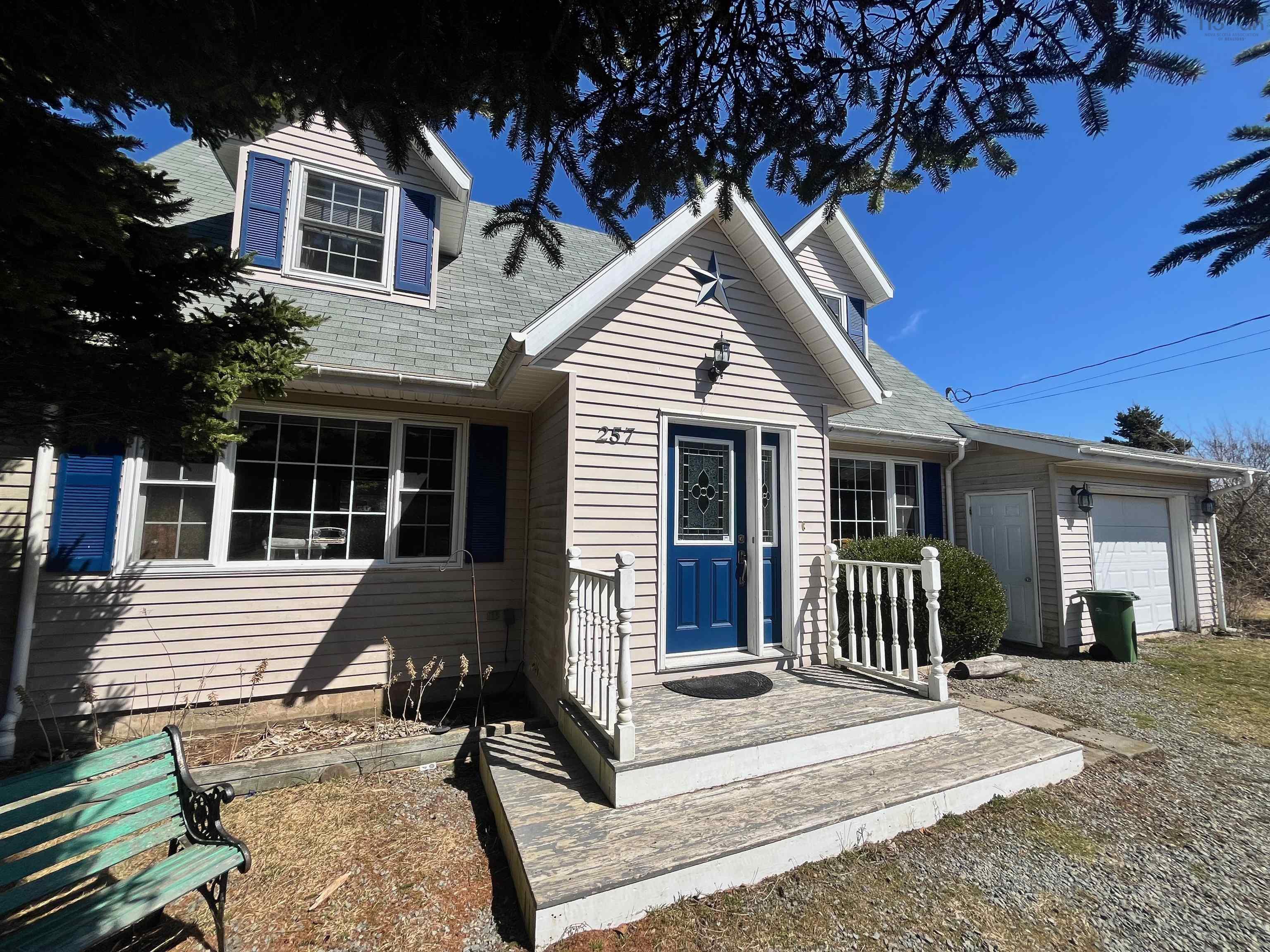 $439,500.00: 257 Half Island Cove Road, Half Island Cove