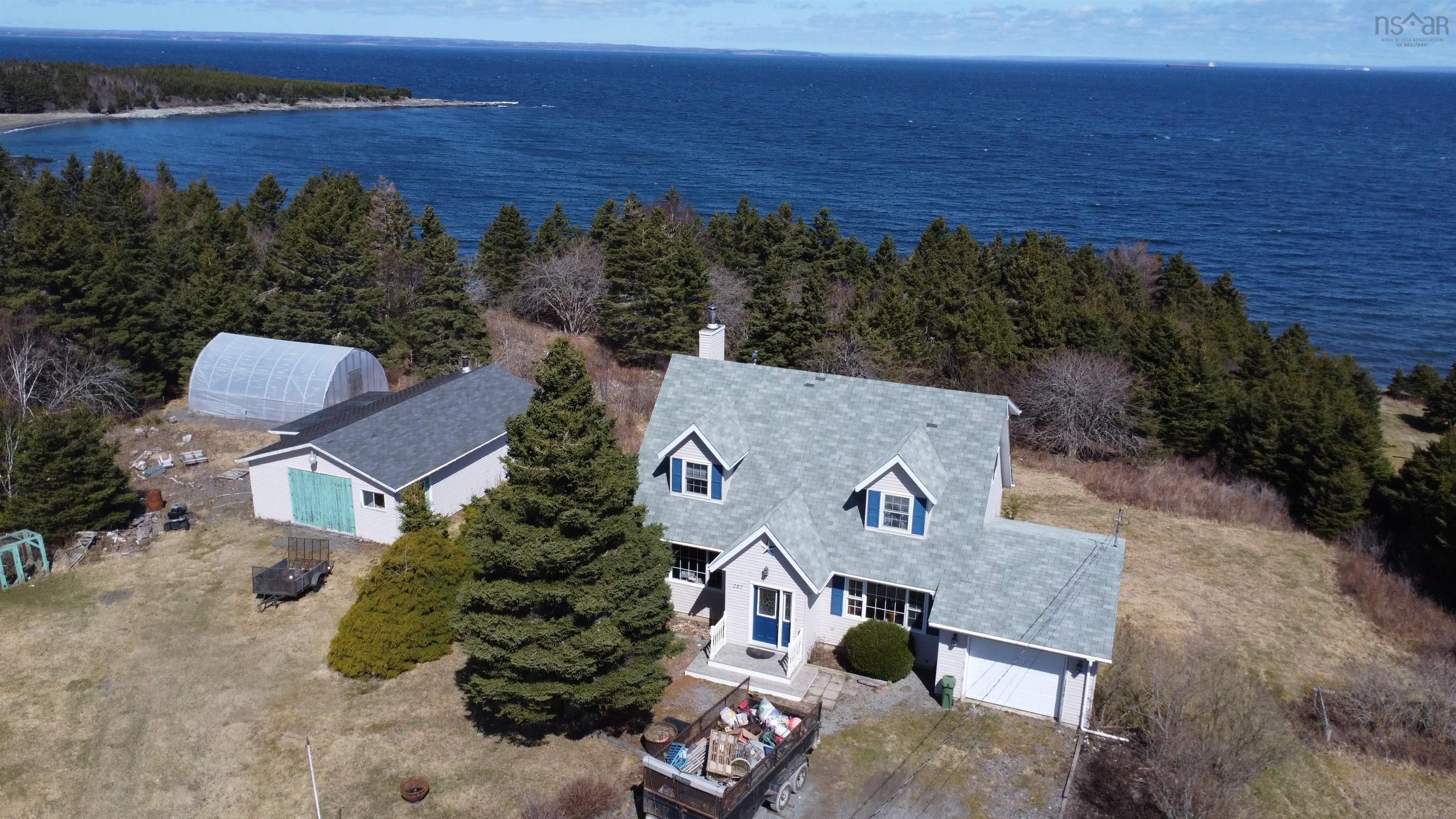 $439,500.00: 257 Half Island Cove Road, Half Island Cove