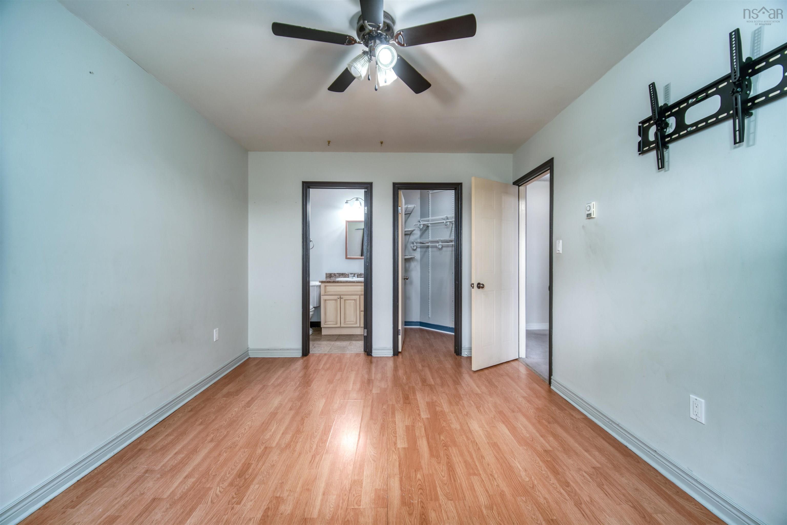 $344,900.00: 417 15 Langbrae Drive, Halifax