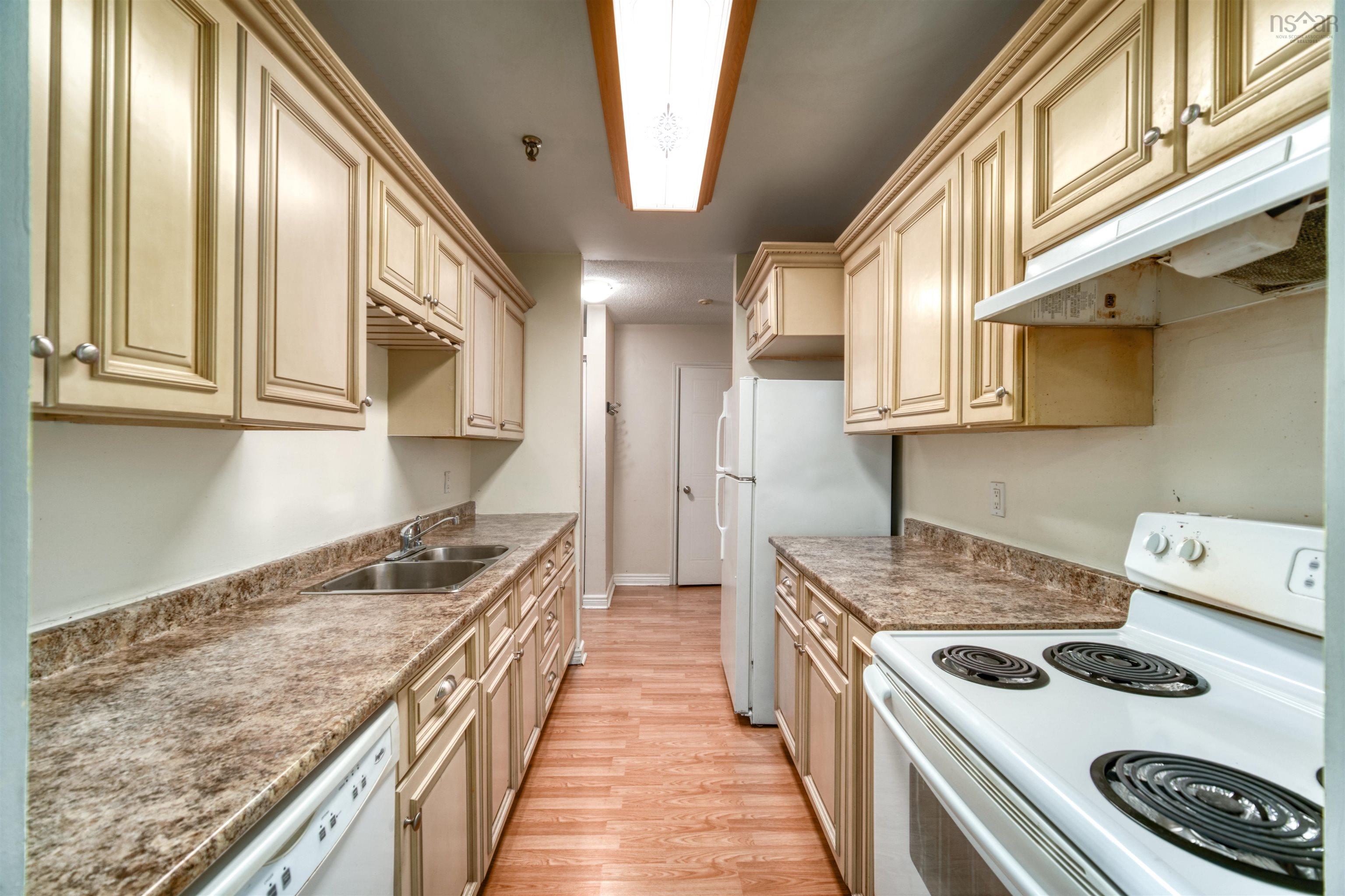 $344,900.00: 417 15 Langbrae Drive, Halifax