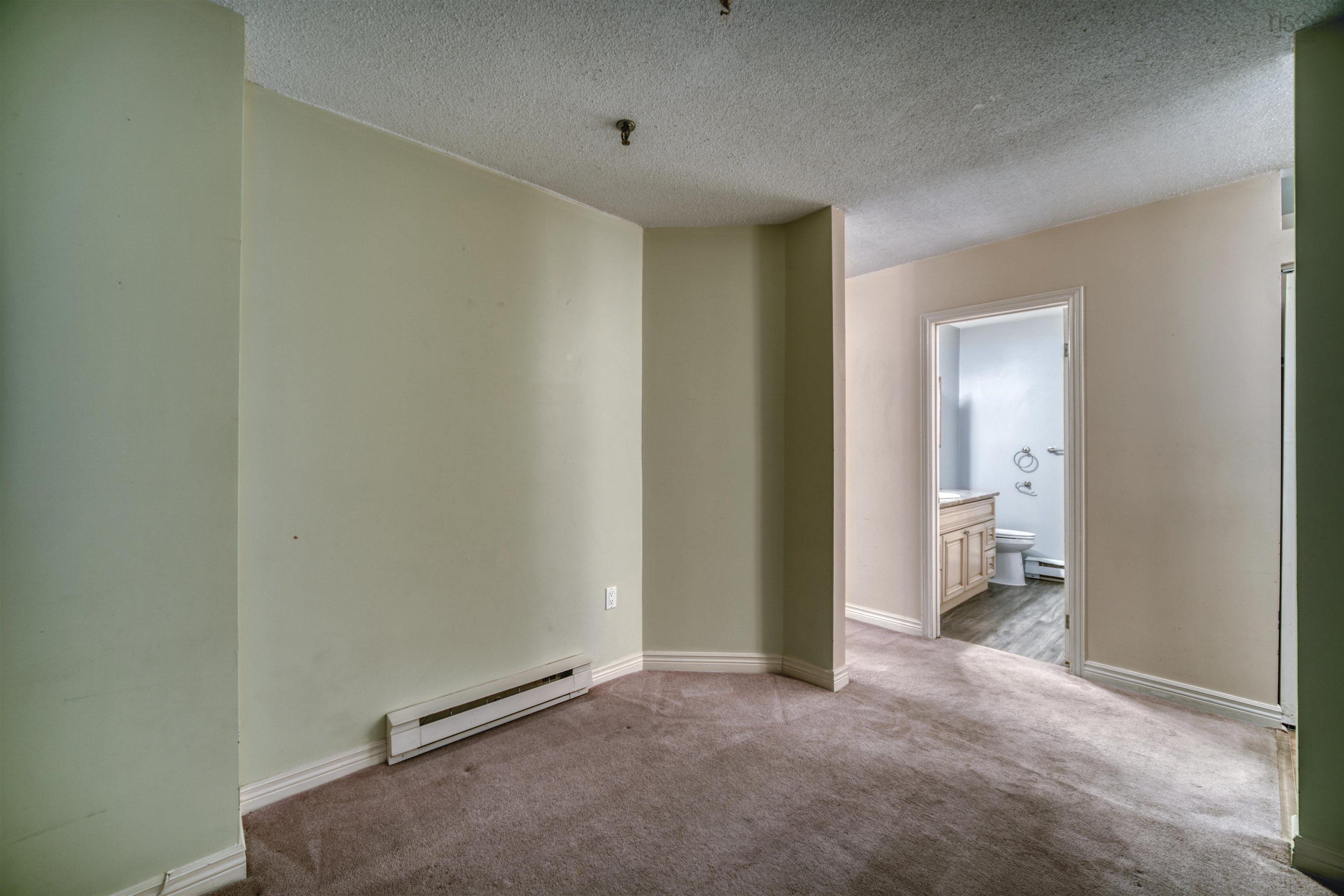 $344,900.00: 417 15 Langbrae Drive, Halifax