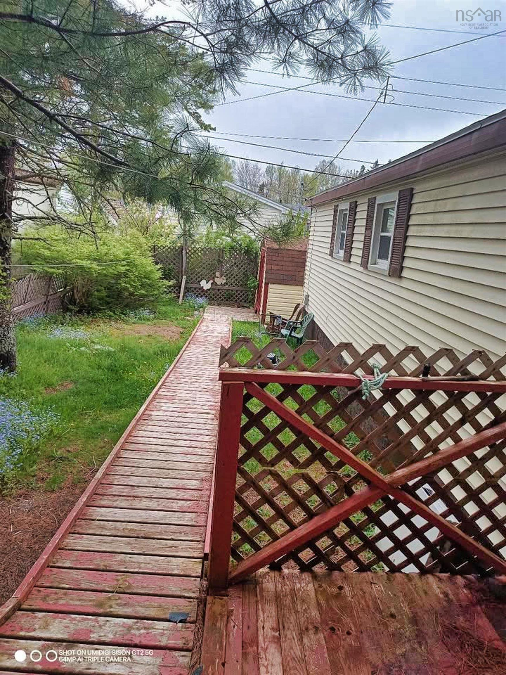 $149,500.00: 33 first Street, Howie Centre