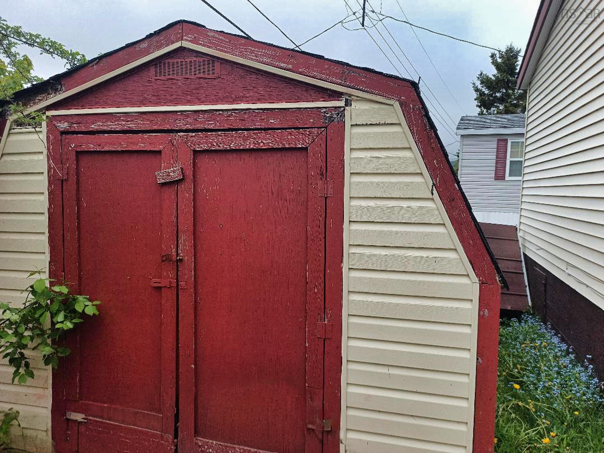 $149,500.00: 33 first Street, Howie Centre