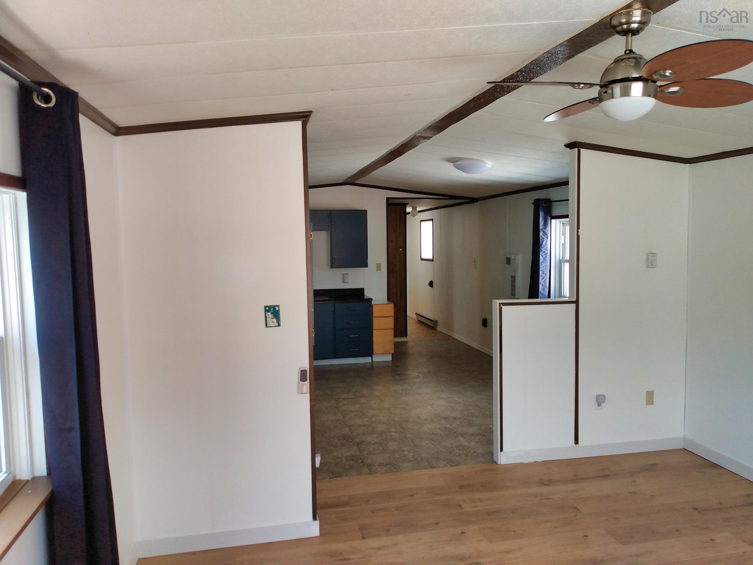 $149,500.00: 33 first Street, Howie Centre