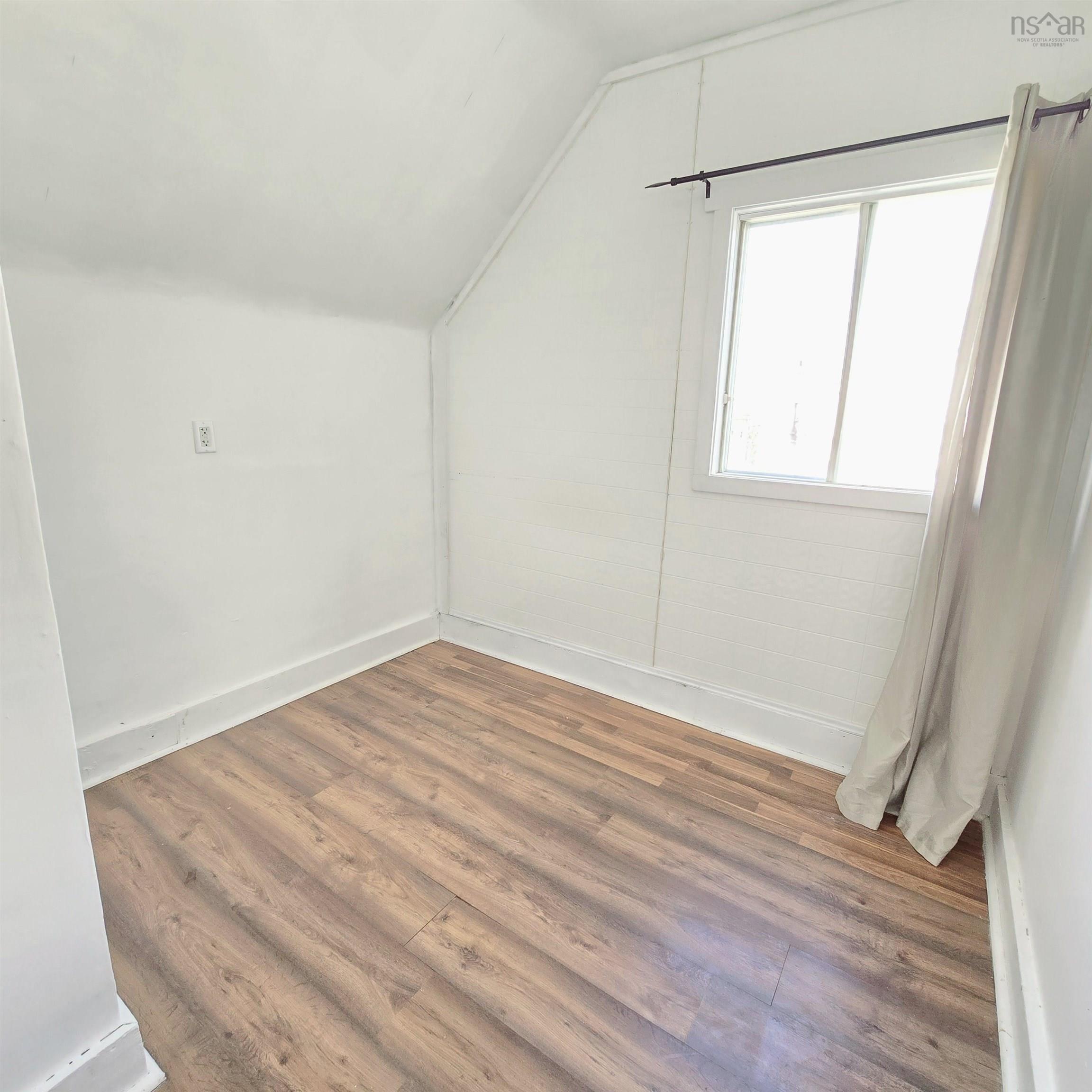 $289,000.00: 210 Union Street, Sydney