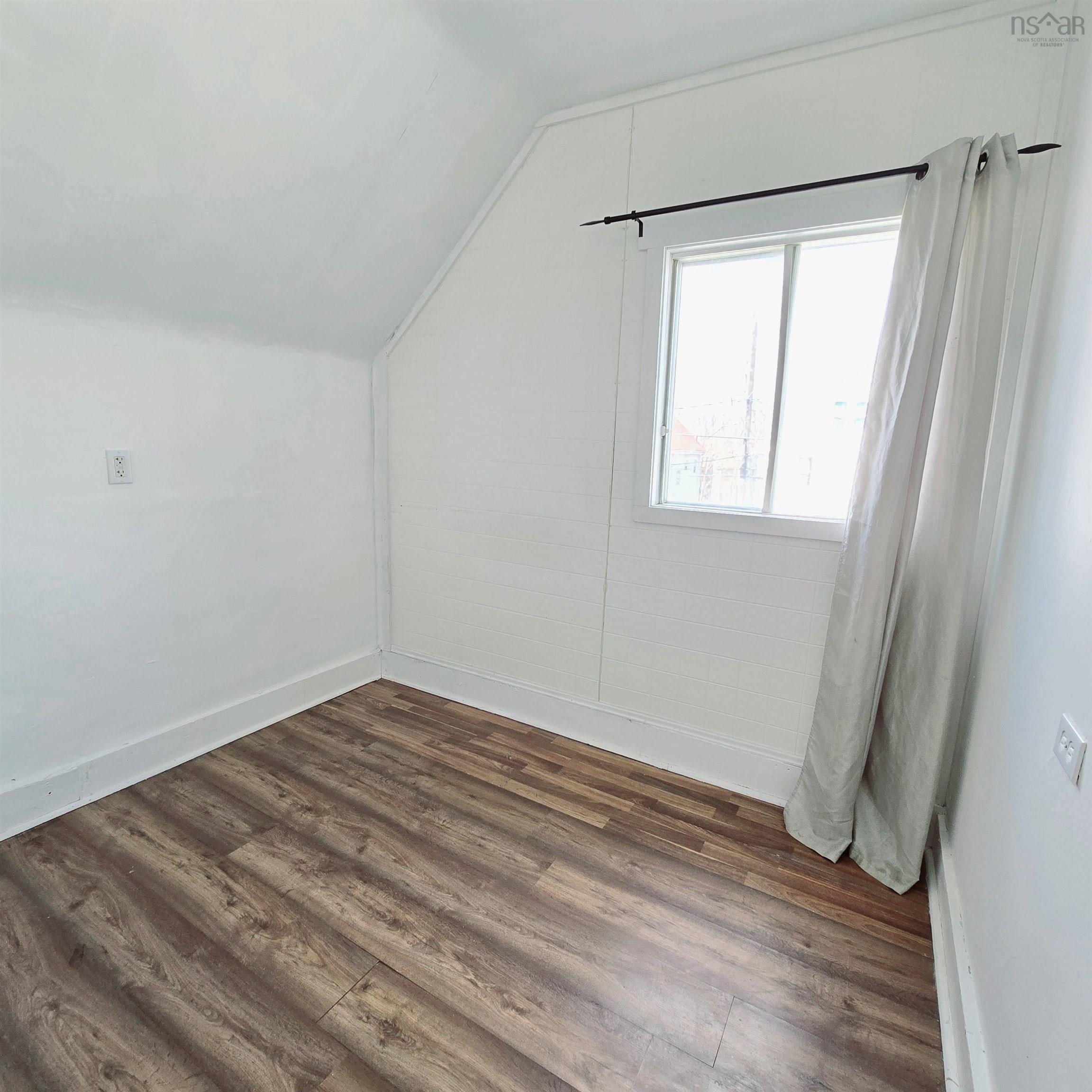 $289,000.00: 210 Union Street, Sydney