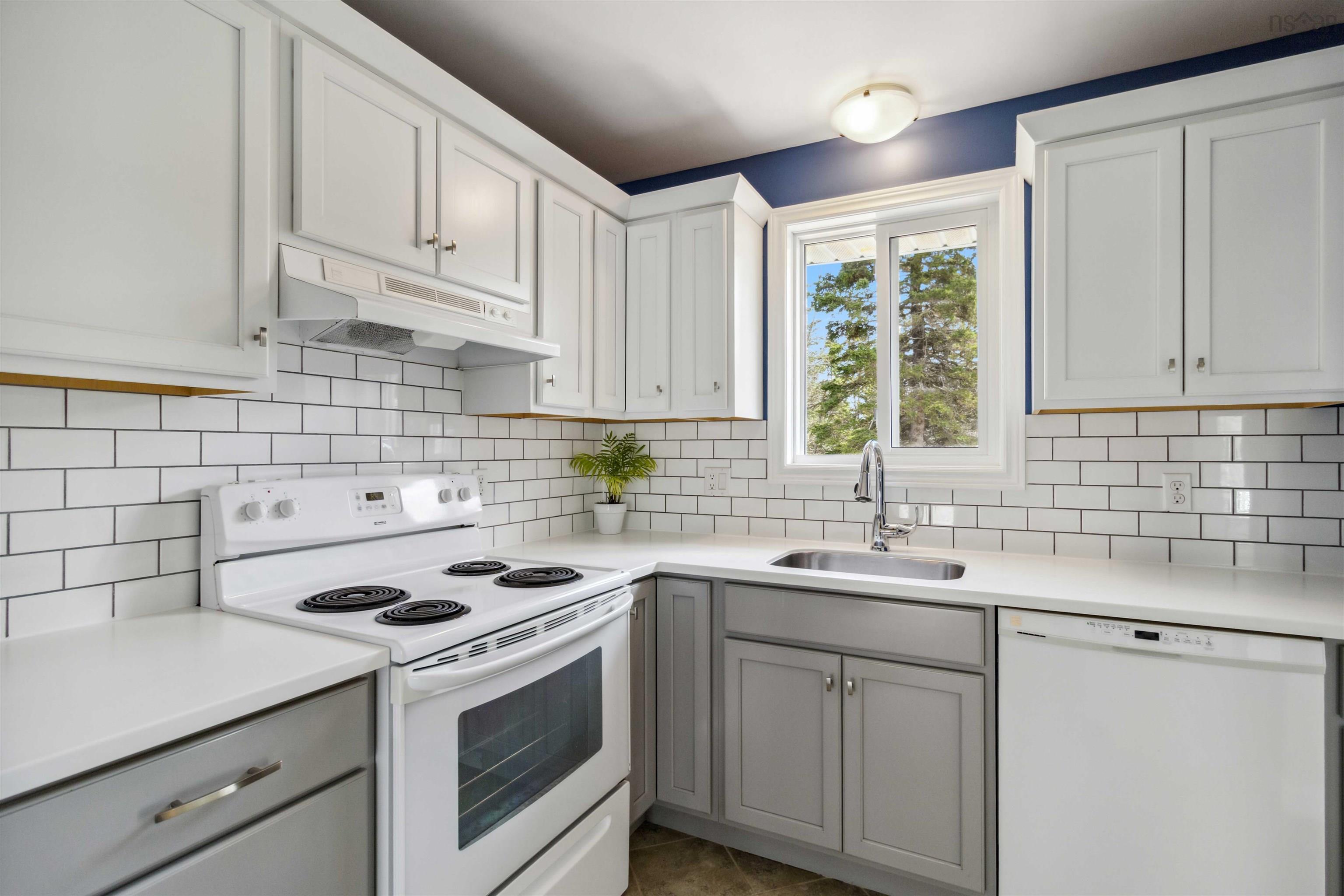 $550,000.00: 61 Briarwood Drive, Eastern Passage