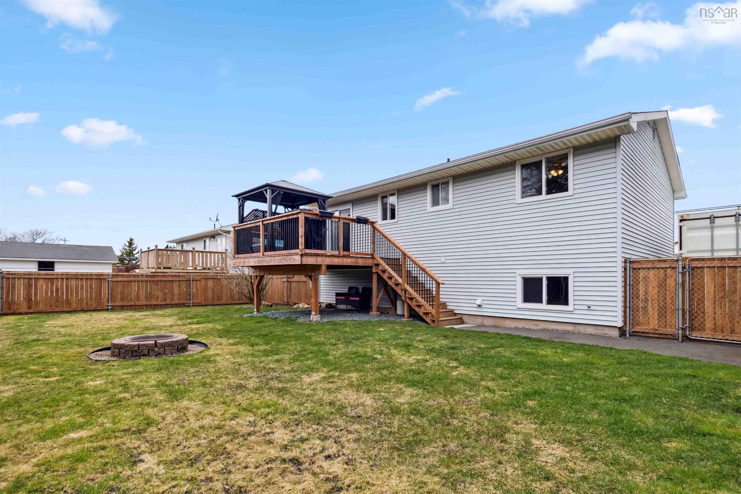 $550,000.00: 61 Briarwood Drive, Eastern Passage