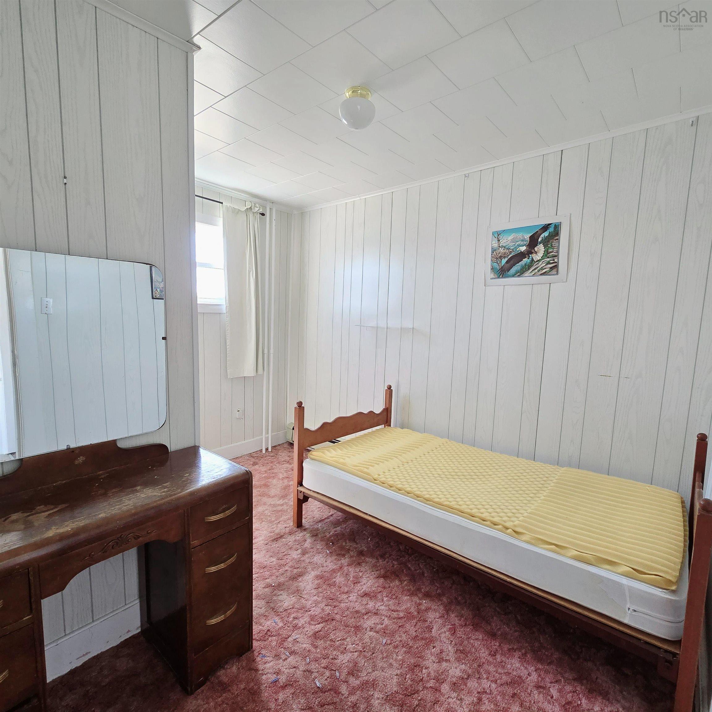 $250,000.00: 1 Hillside Boularderie Road, Groves Point