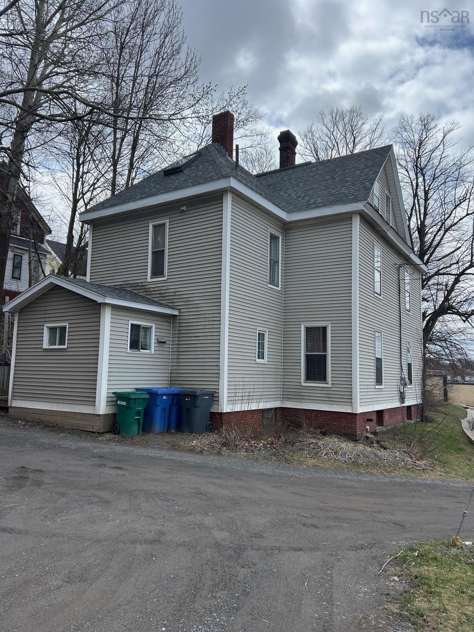 $379,900.00: 164 George Street, New Glasgow