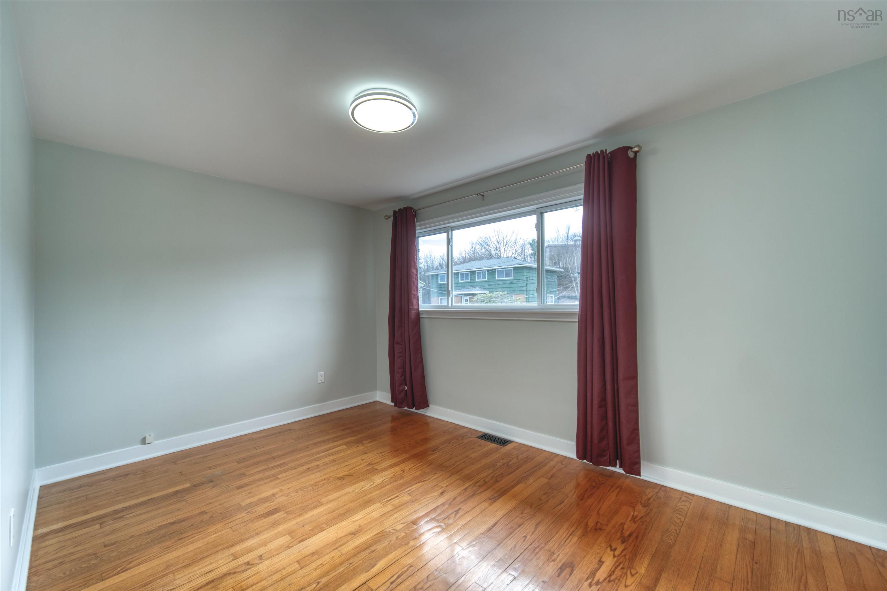 $379,500.00: 7A Centre Street, Dartmouth