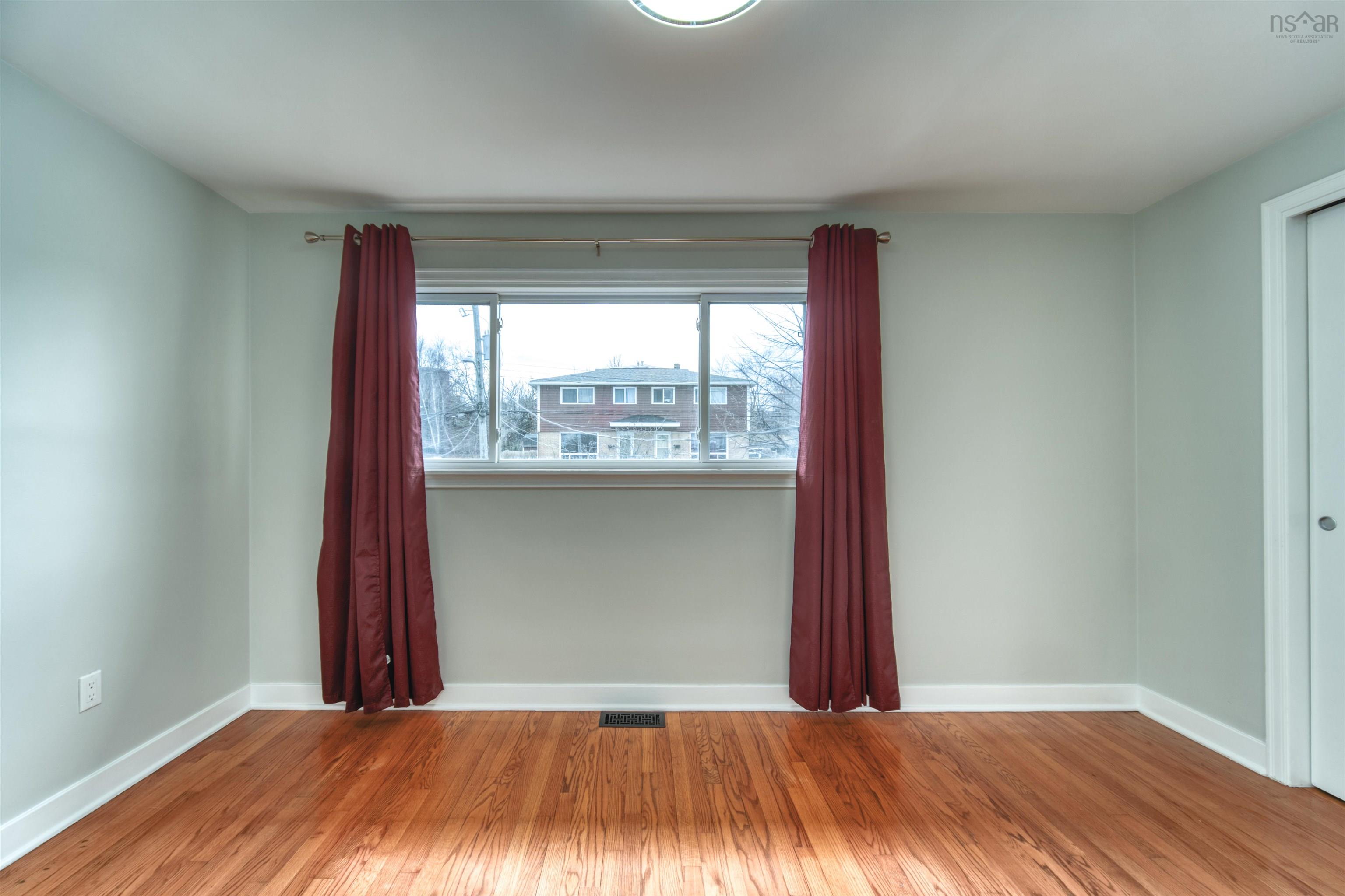 $379,500.00: 7A Centre Street, Dartmouth