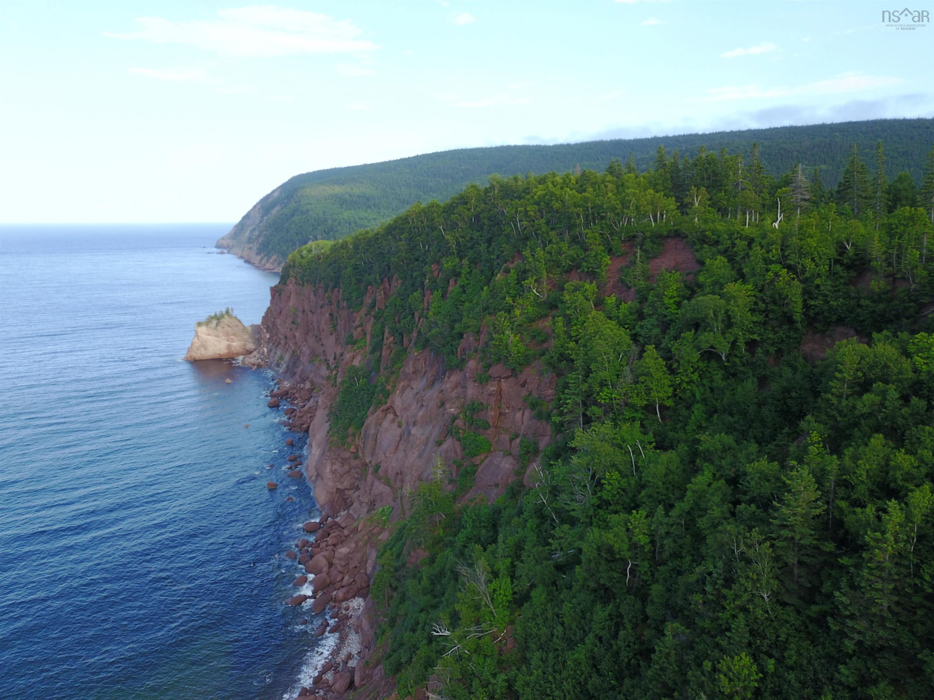 $160,000.00: Cabot Trail, Ingonish Ferry
