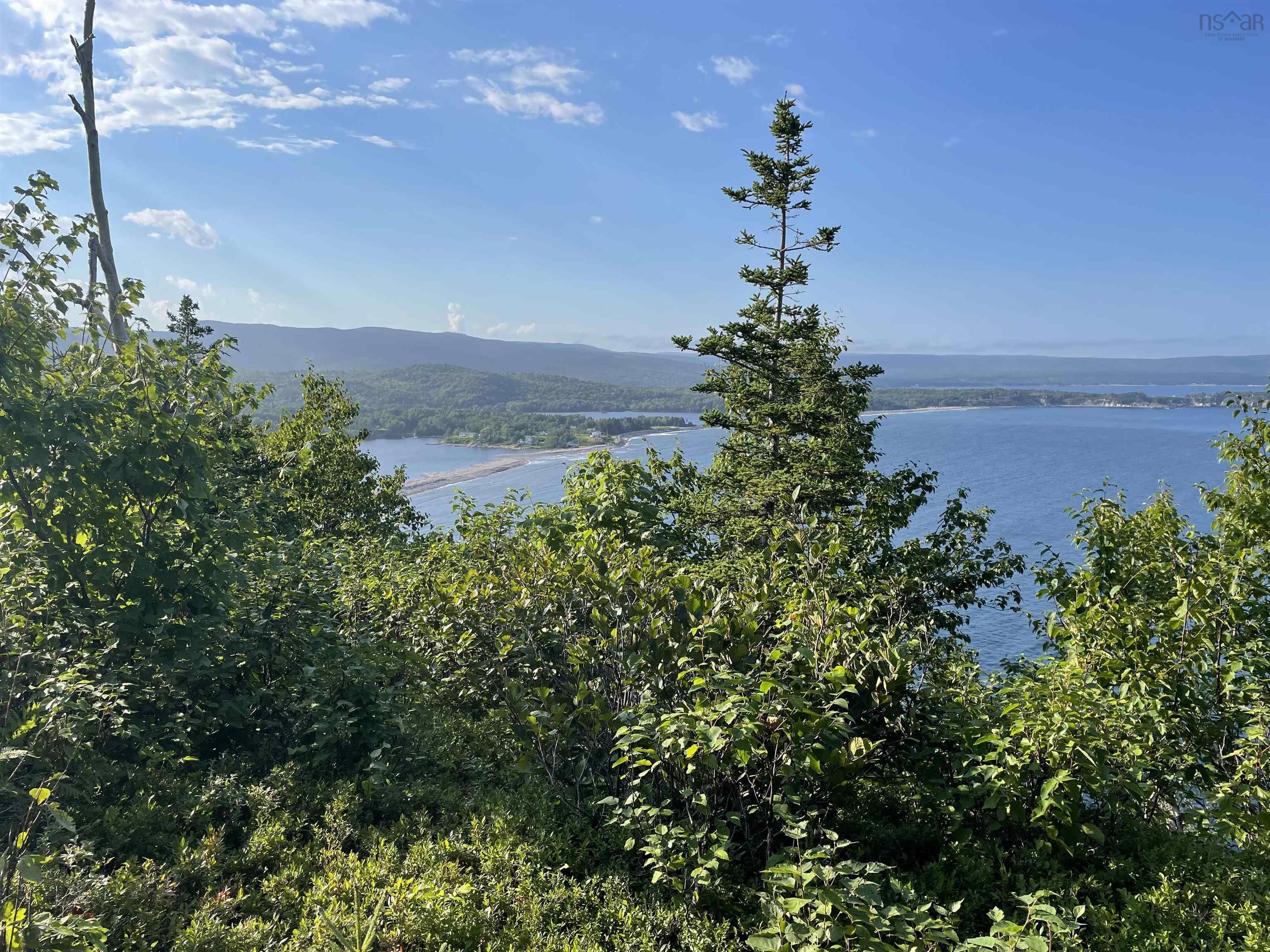 $160,000.00: Cabot Trail, Ingonish Ferry