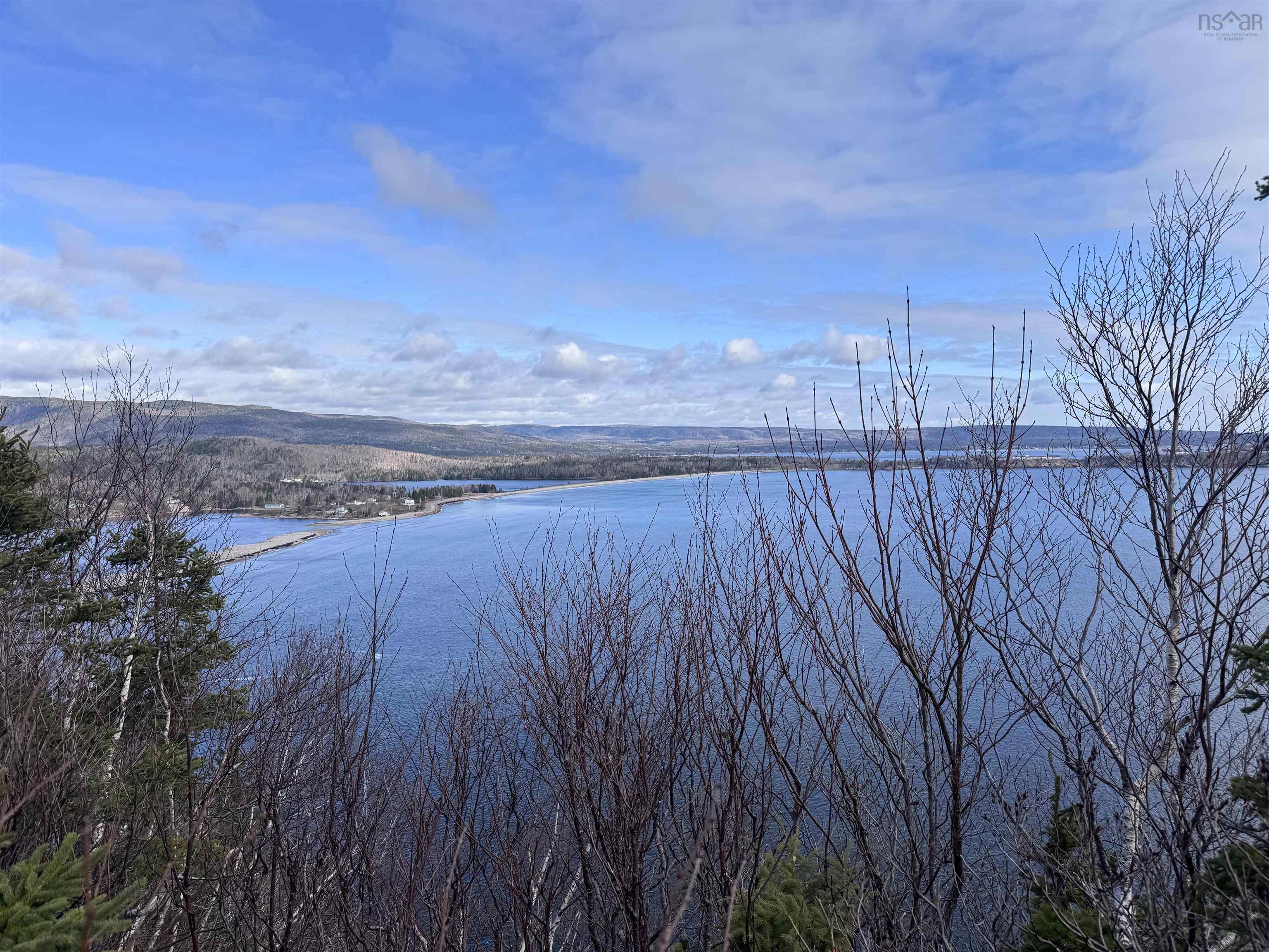 $160,000.00: Cabot Trail, Ingonish Ferry