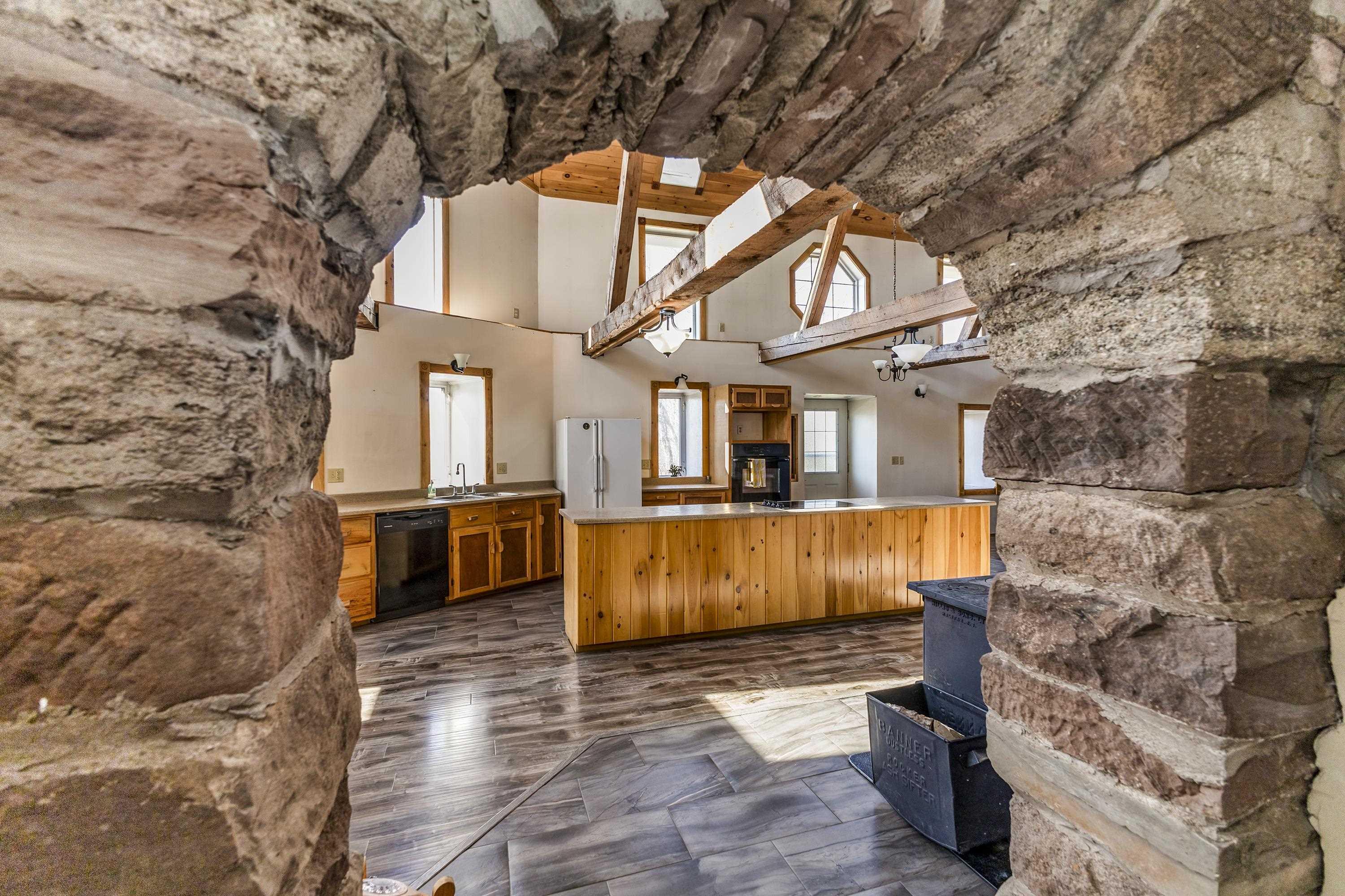 $470,000.00: 319 McAuley Road, Hedgeville