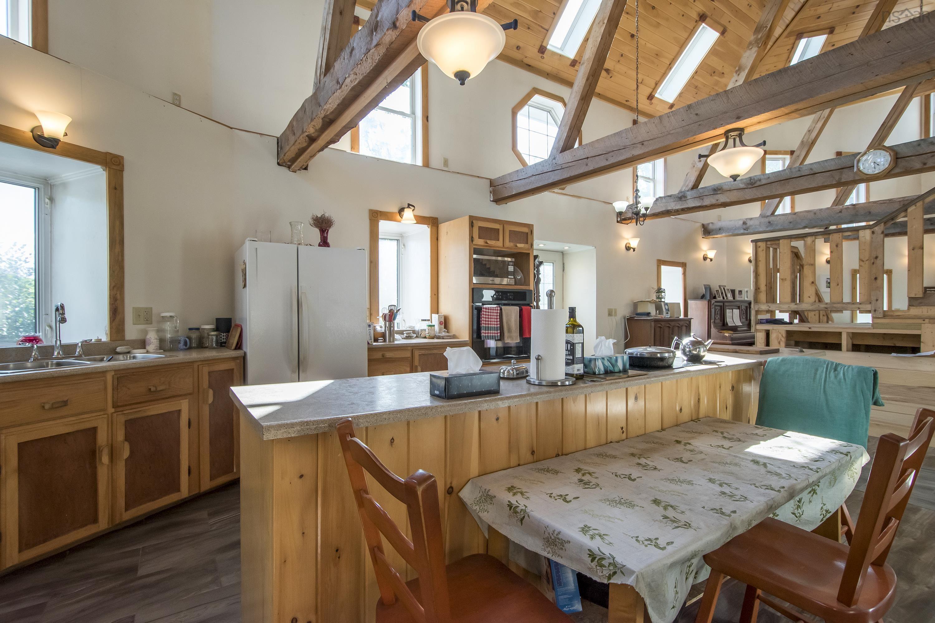 $470,000.00: 319 McAuley Road, Hedgeville