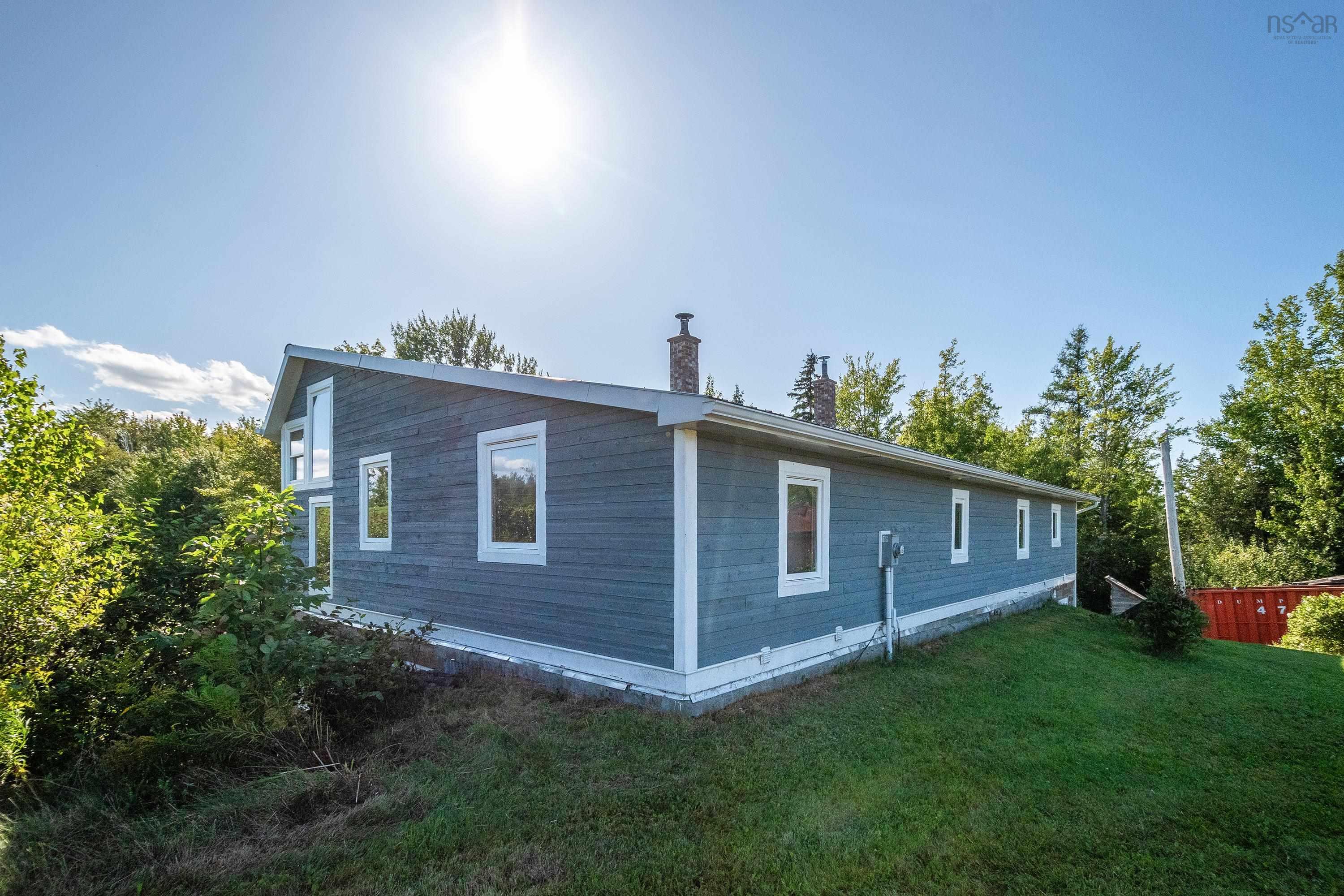 $470,000.00: 319 McAuley Road, Hedgeville