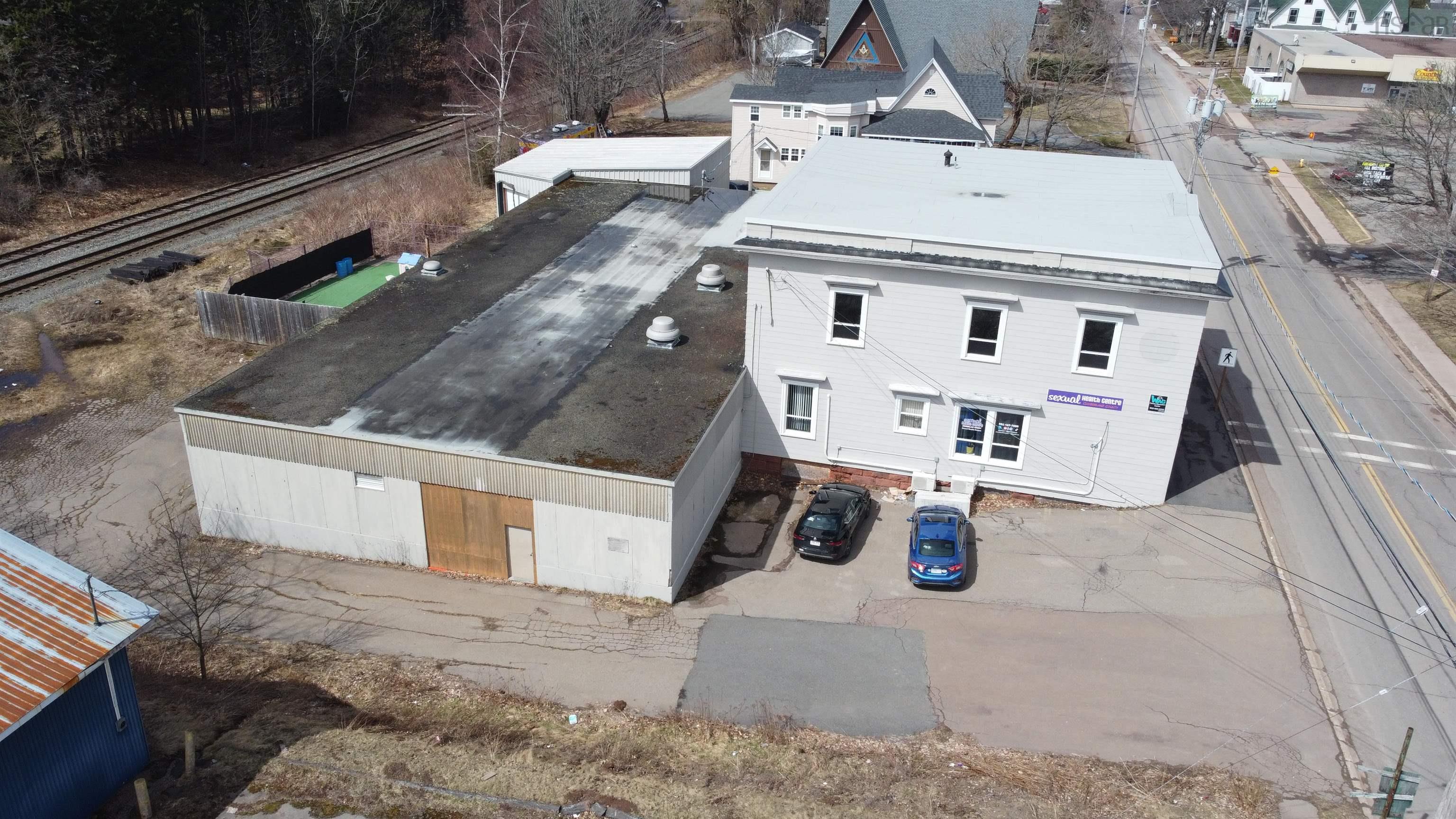 $599,000.00: 10 Lawrence Street, Amherst