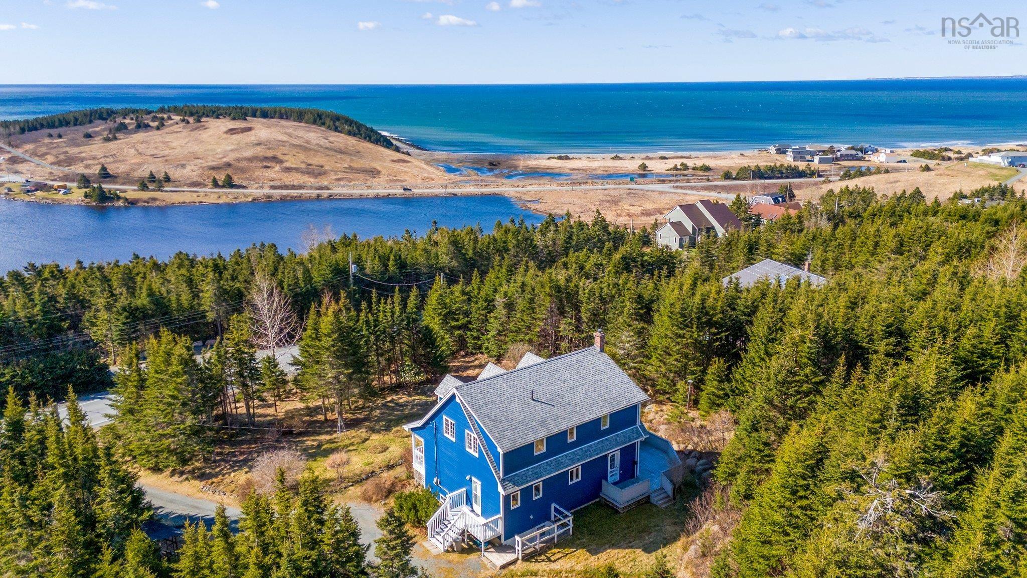 28 Oceanic Drive, East Lawrencetown, NS (MLS® 202508448)