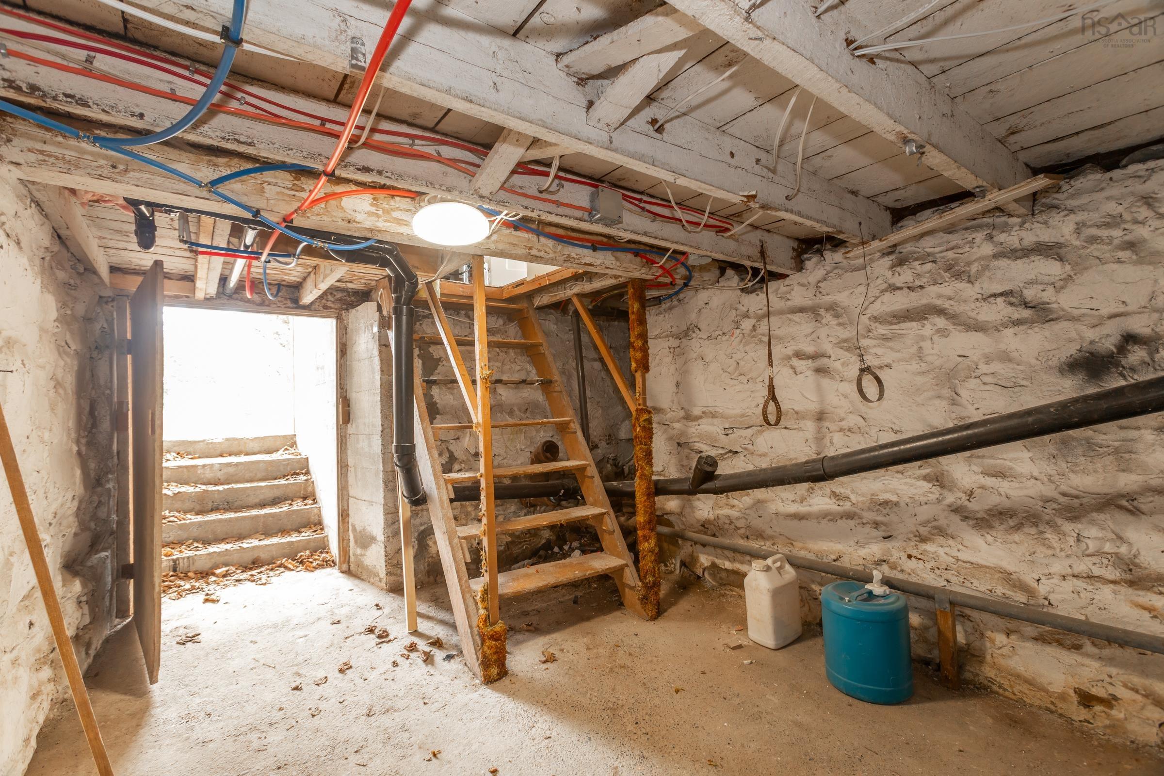 $284,000.00: 1938 Highway 1, Church Point