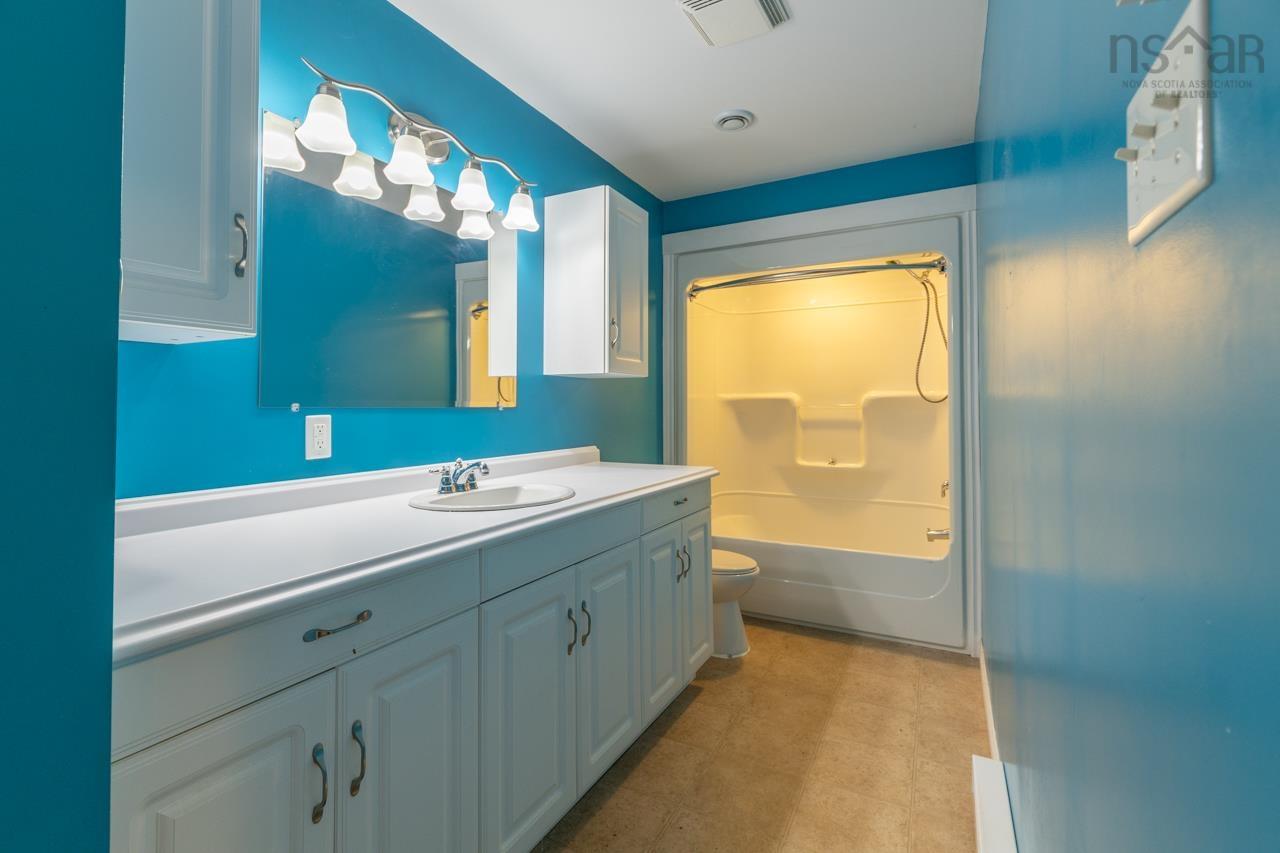 $464,900.00: 42-44 Bellmont Avenue, North Chegoggin