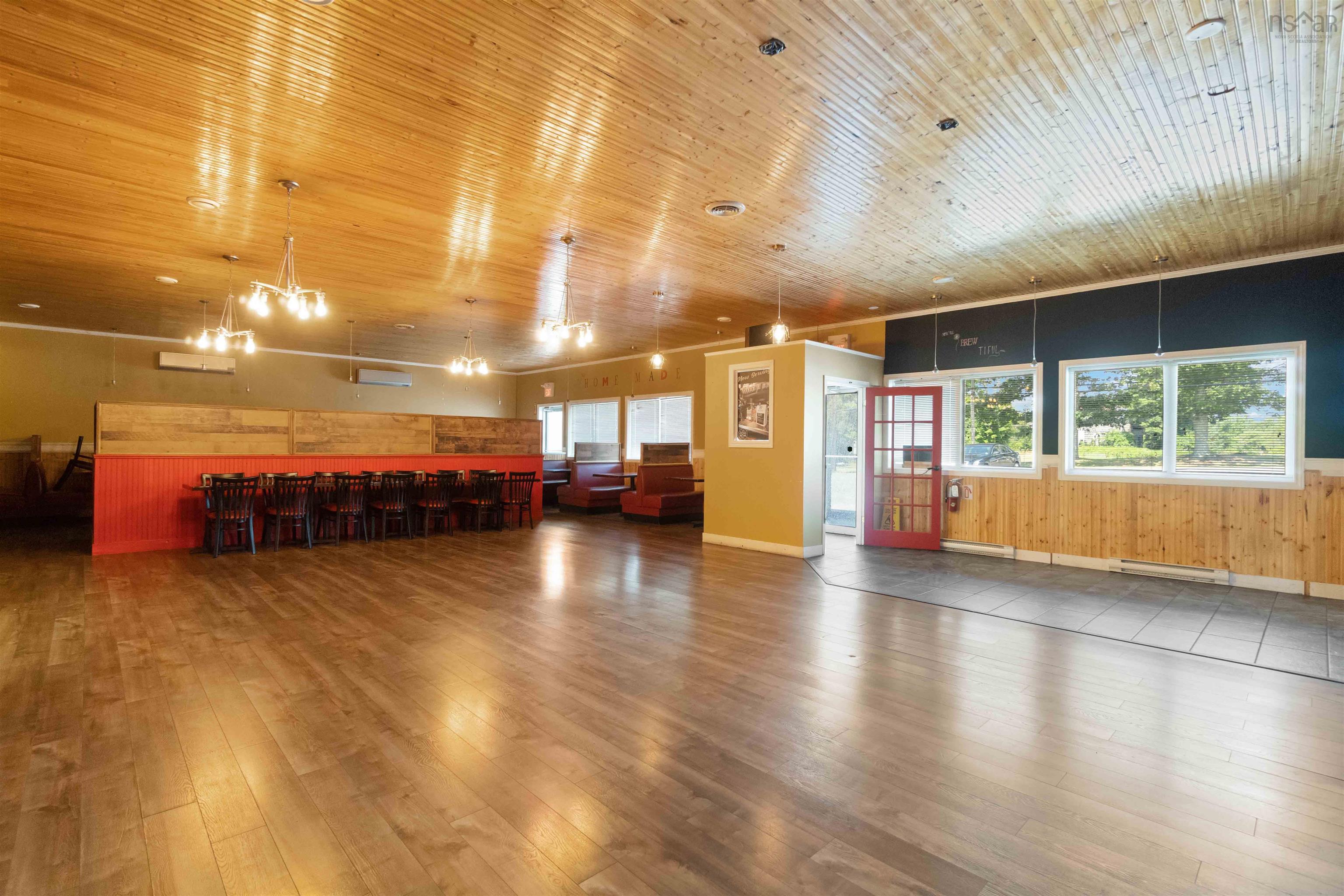 $975,000.00: 678 Central Avenue, Greenwood