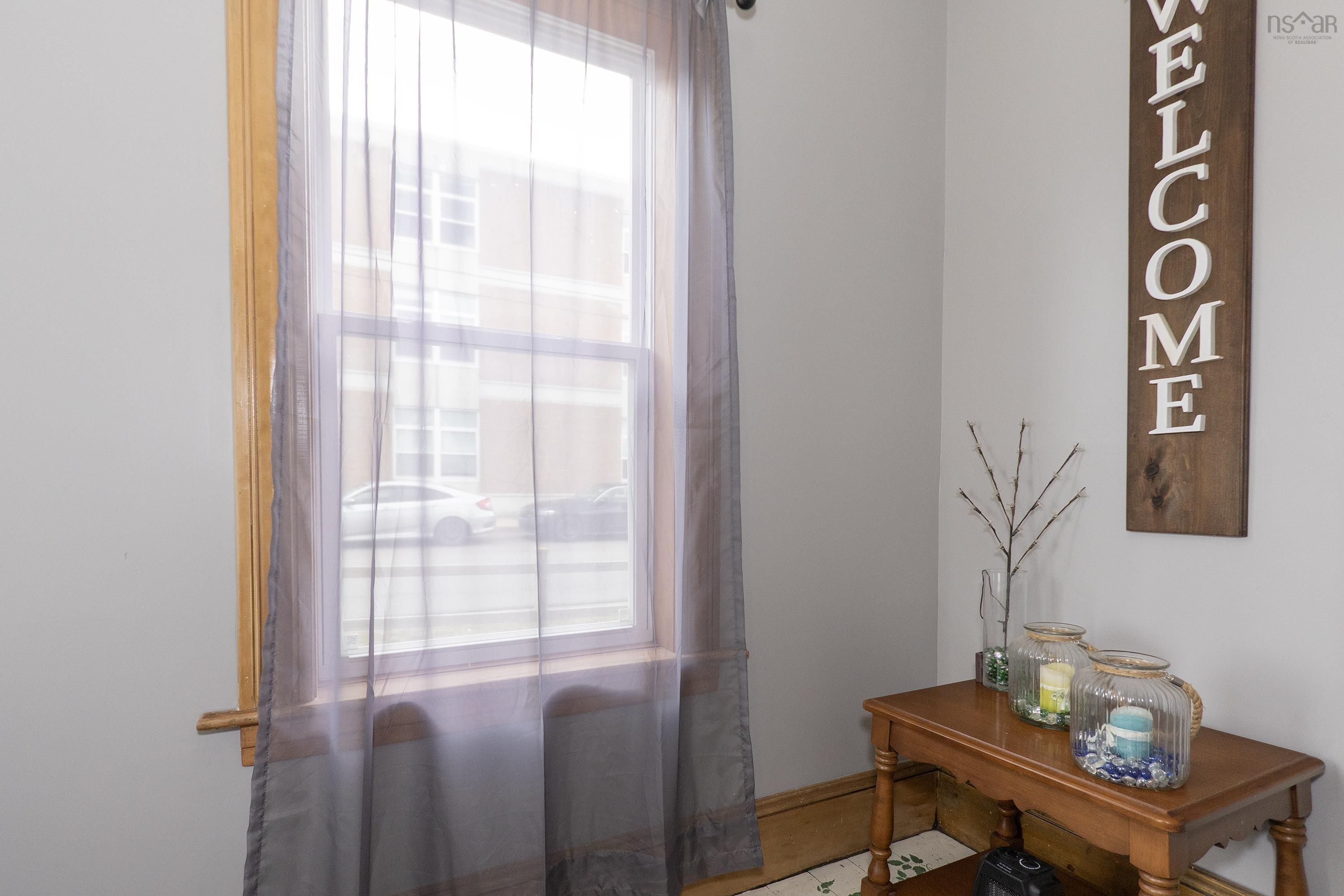 $349,900.00: 85 Church Street, Springhill