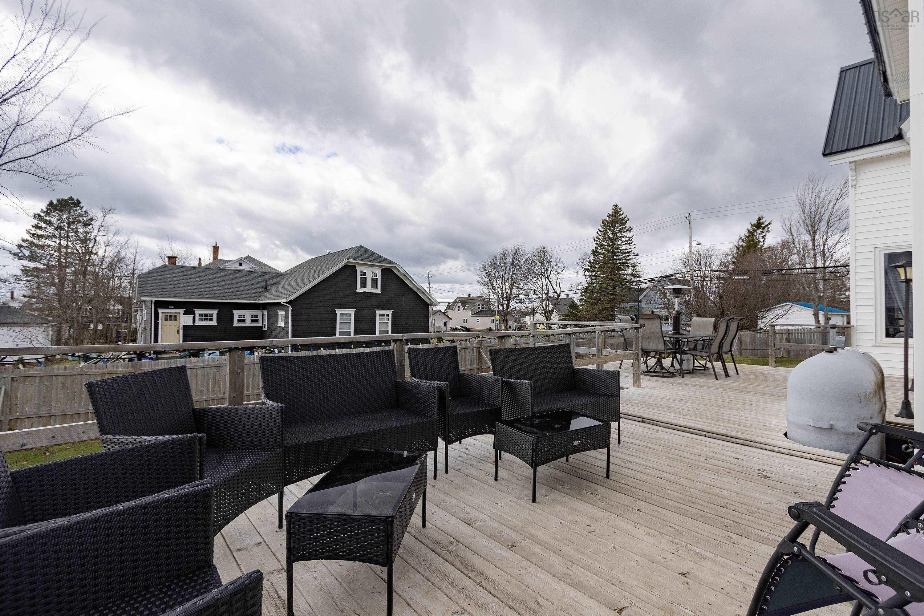 $349,900.00: 85 Church Street, Springhill