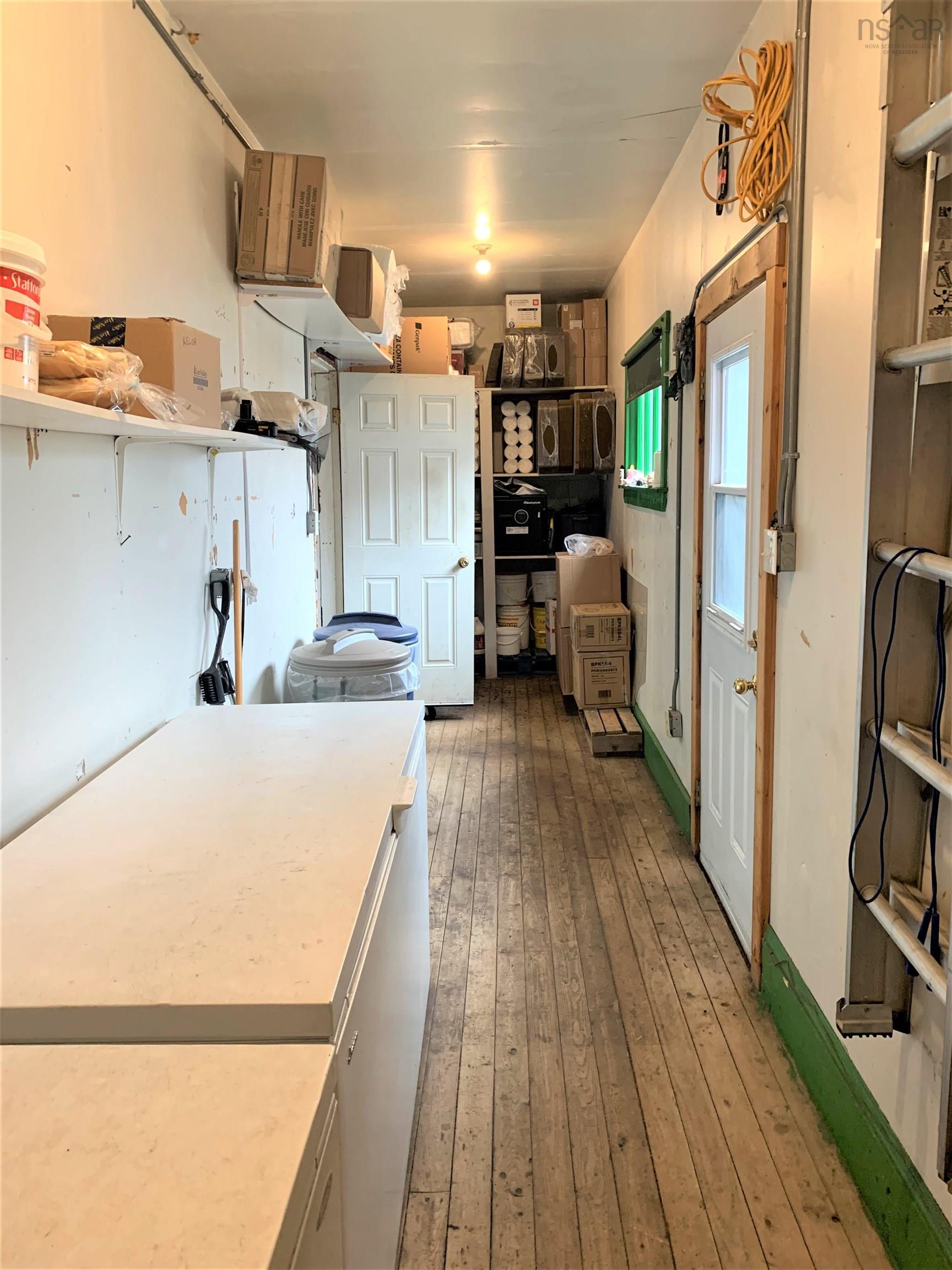 $324,900.00: 6 Junction Road, Springhill